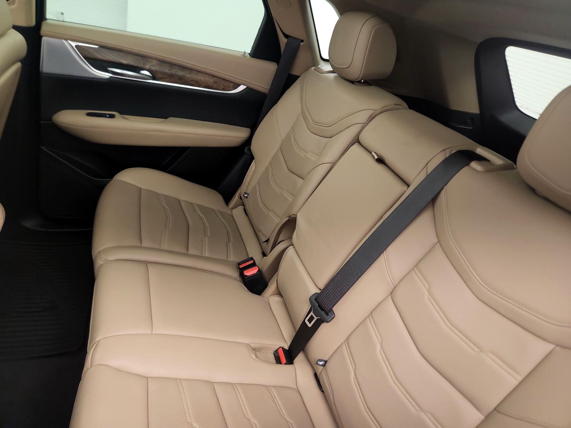 Thumbnail: 2024 Cadillac XT5 - 18