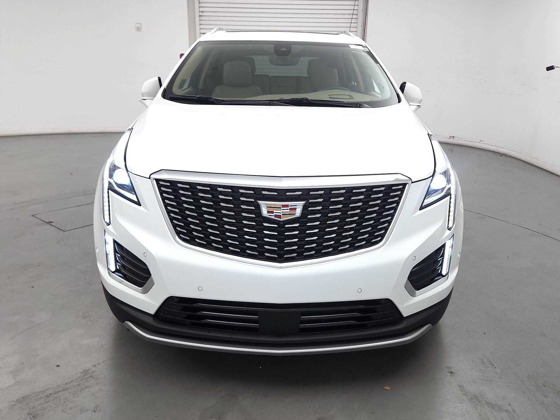 Thumbnail: 2024 Cadillac XT5 - 2