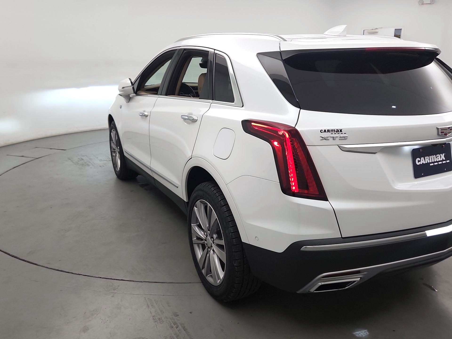 Thumbnail: 2024 Cadillac XT5 - 7