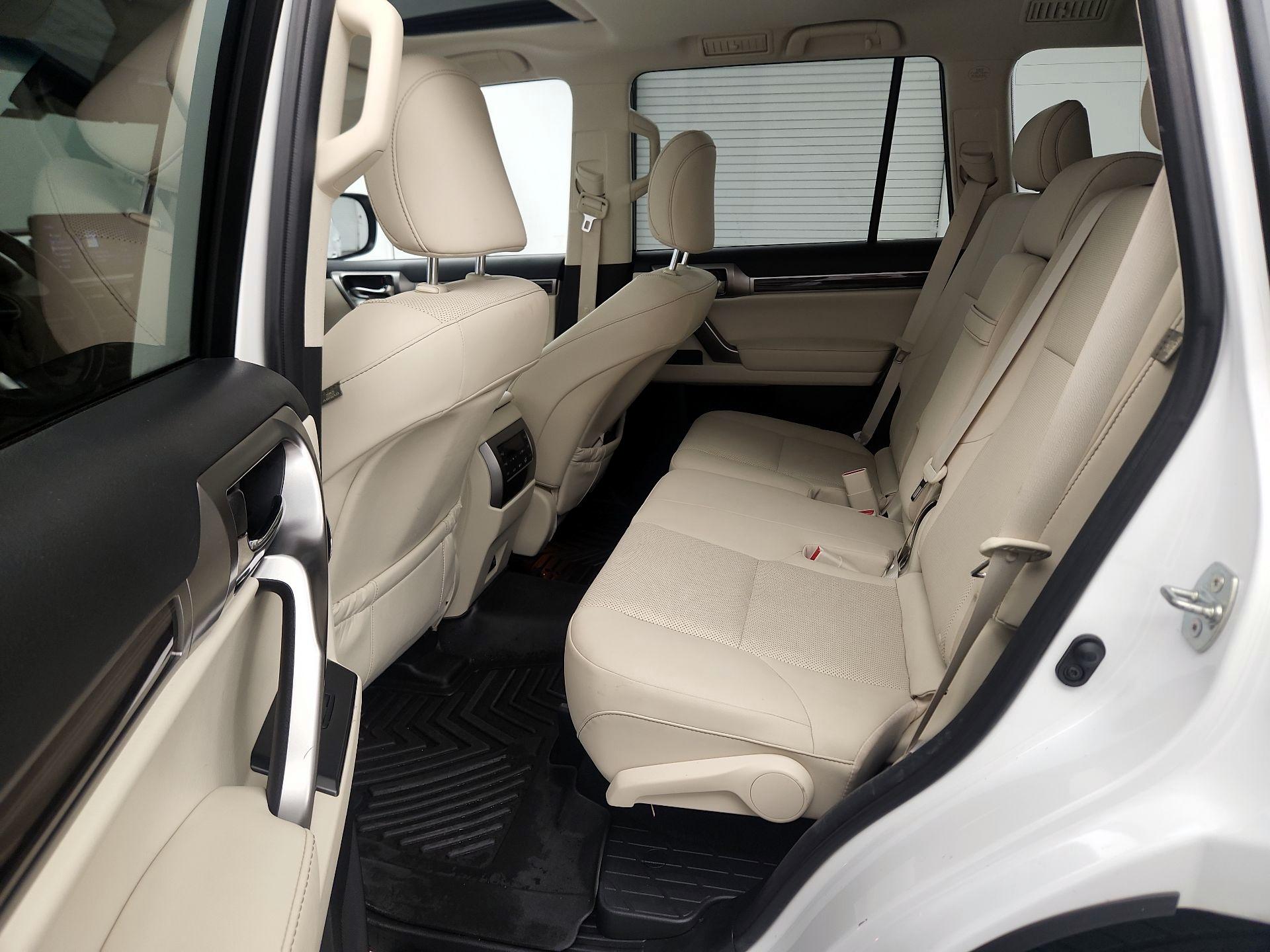 Thumbnail: 2022 Lexus GX - 20