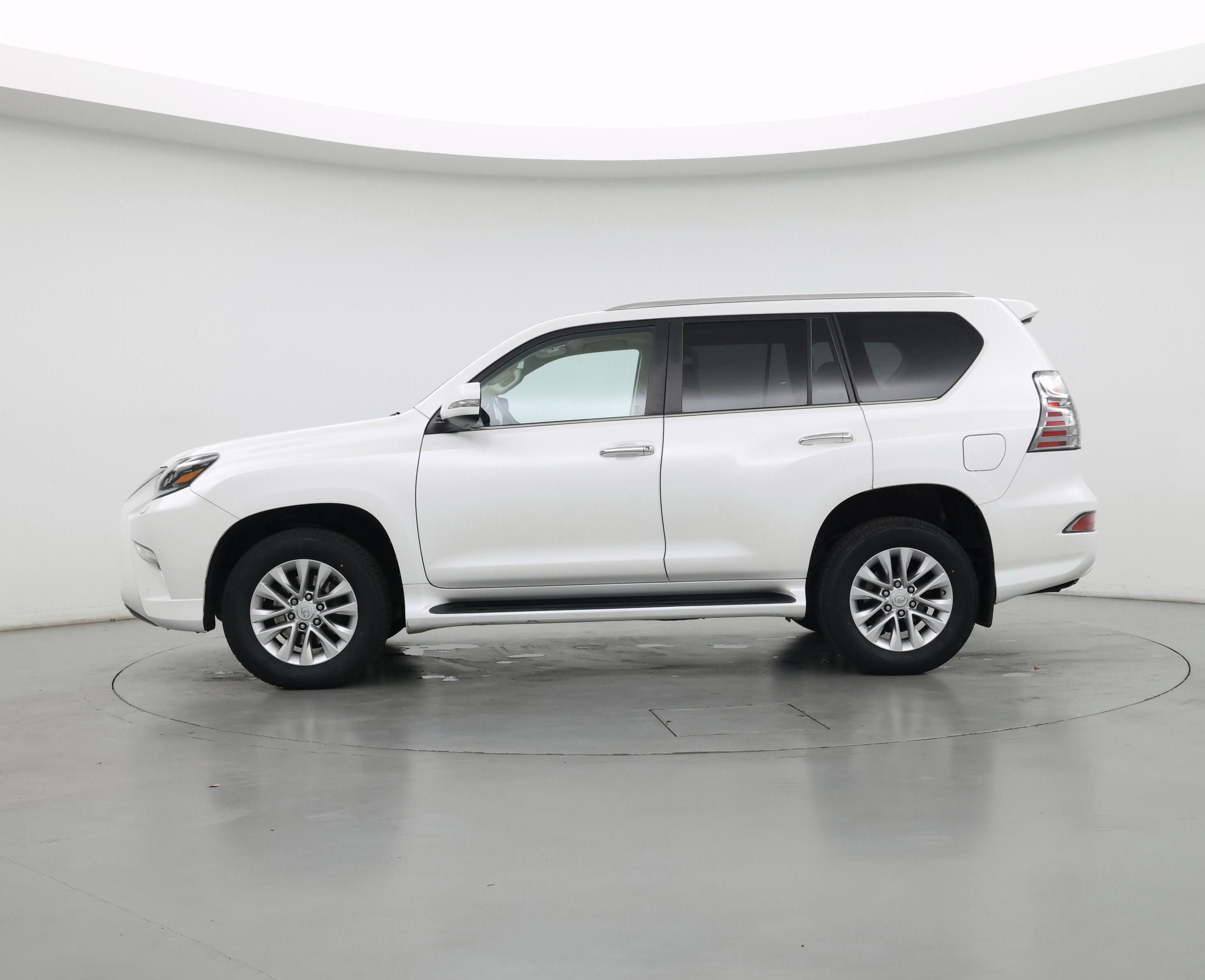 Thumbnail: 2022 Lexus GX - 3