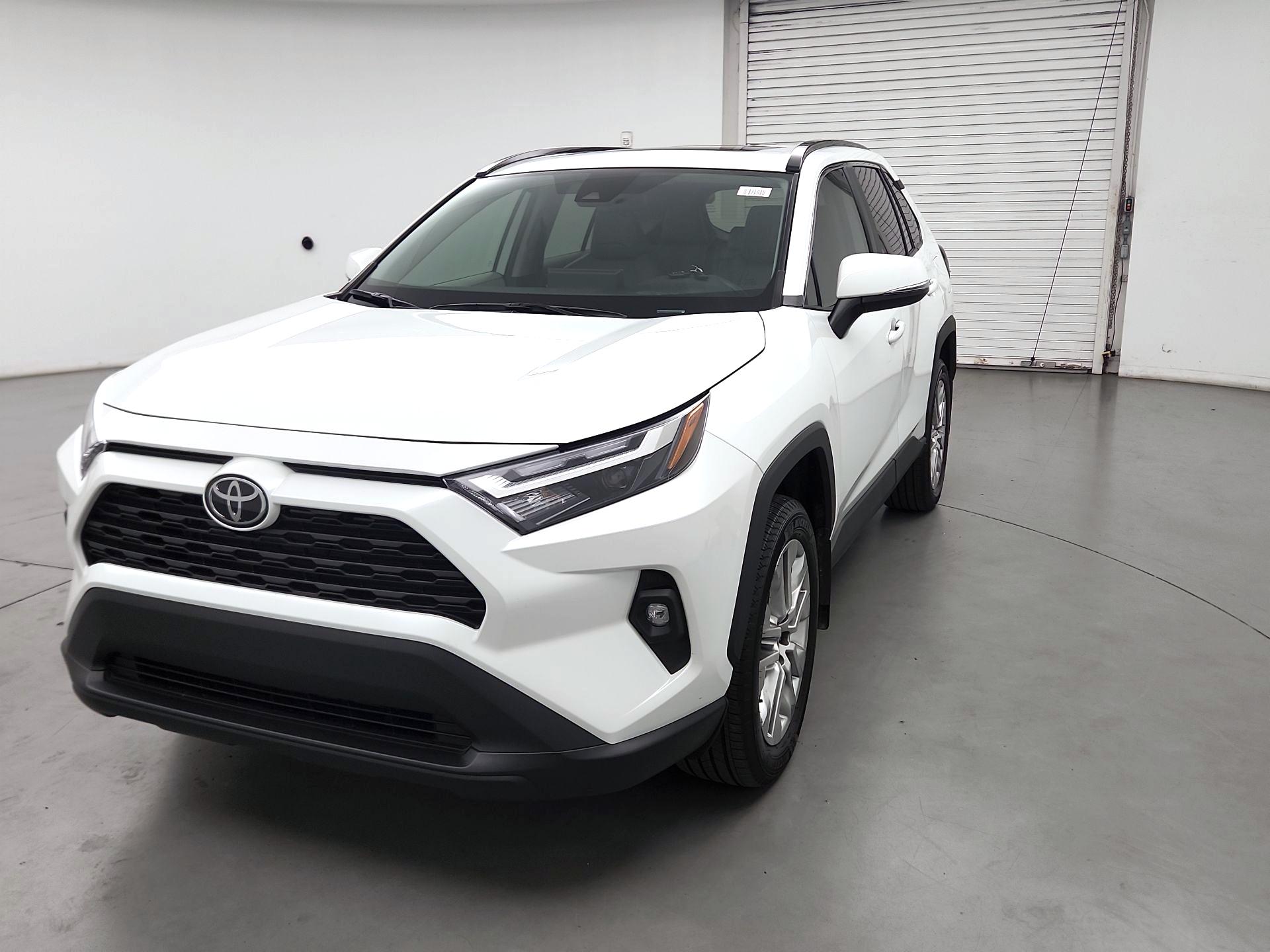 Thumbnail: 2024 Toyota RAV4 - 3