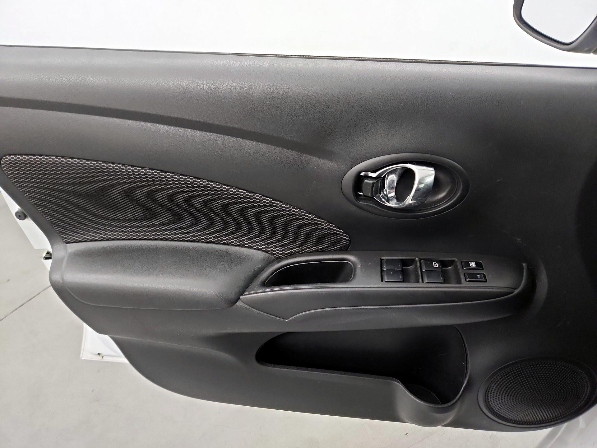 Thumbnail: 2019 Nissan Versa - 10