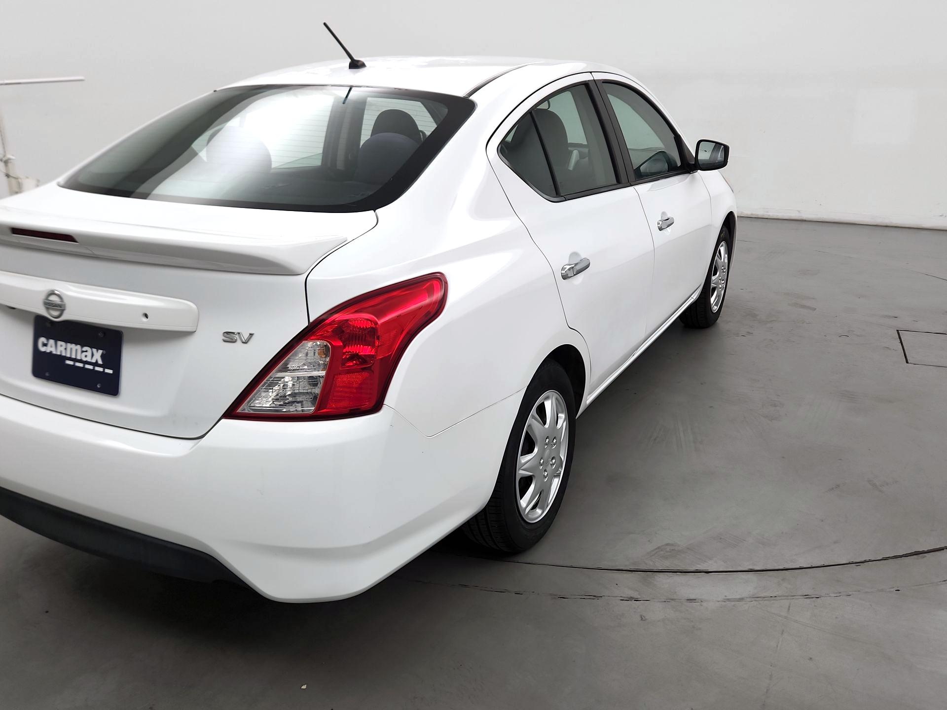 Thumbnail: 2019 Nissan Versa - 5