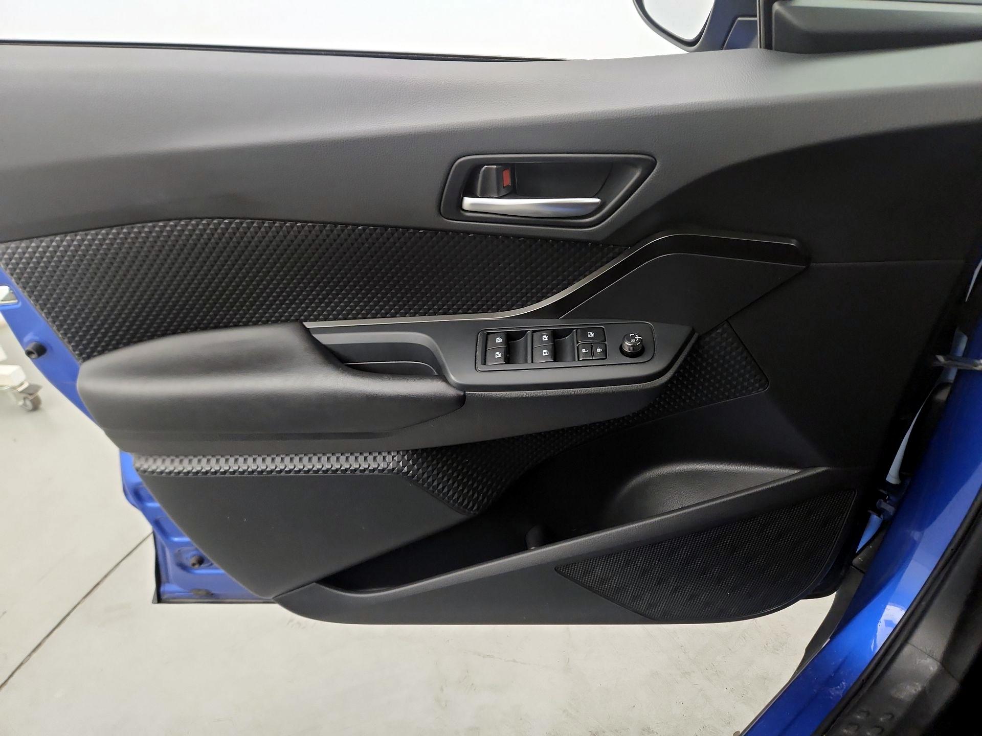 Thumbnail: 2019 Toyota C-HR - 10