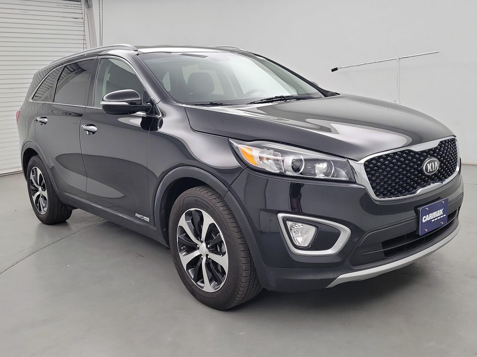 Thumbnail: 2016 Kia Sorento - 1
