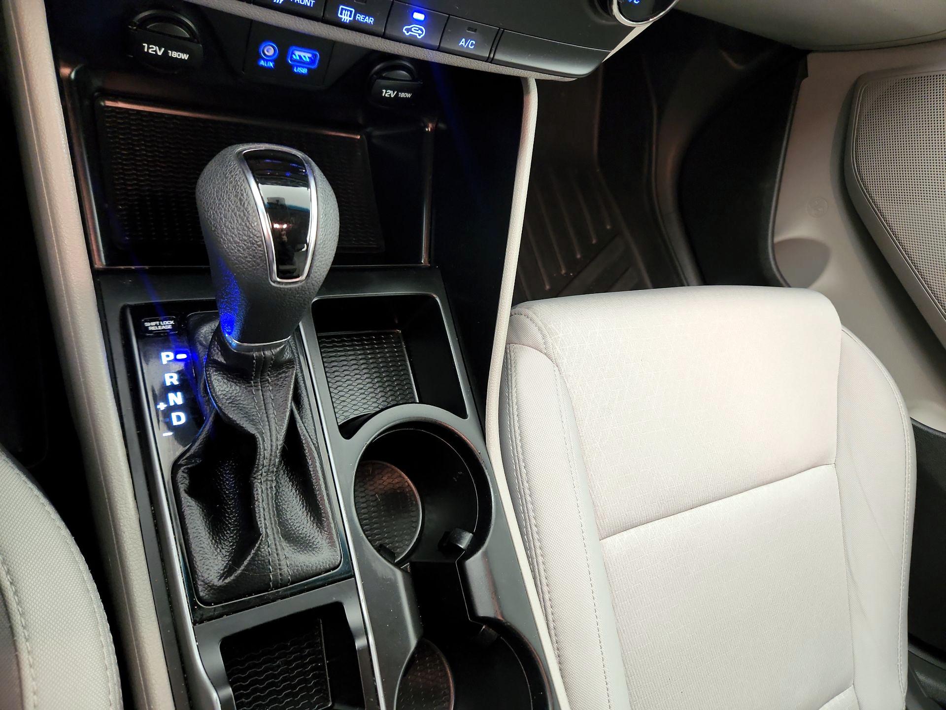 Thumbnail: 2018 Hyundai Tucson - 15