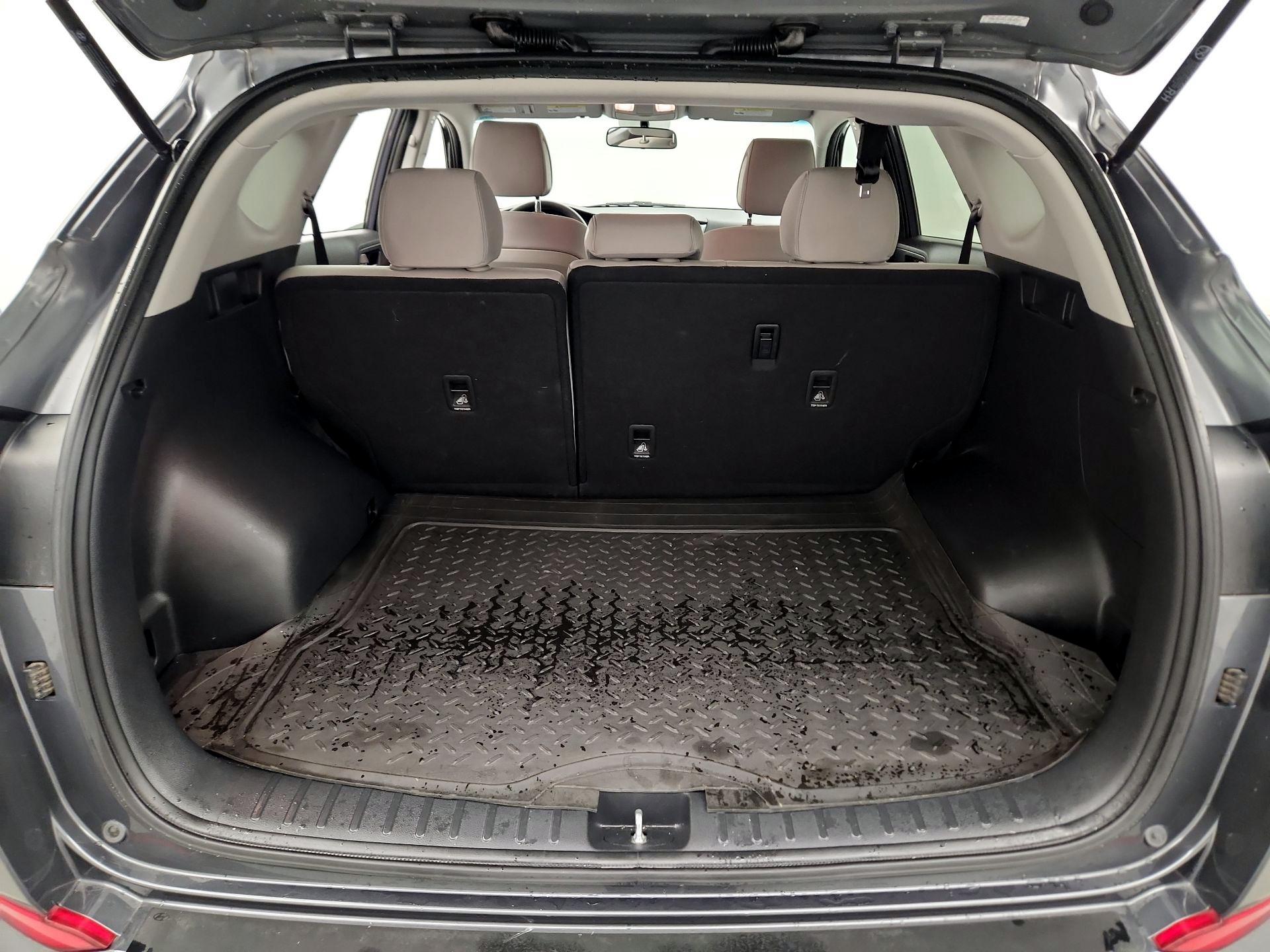 Thumbnail: 2018 Hyundai Tucson - 18