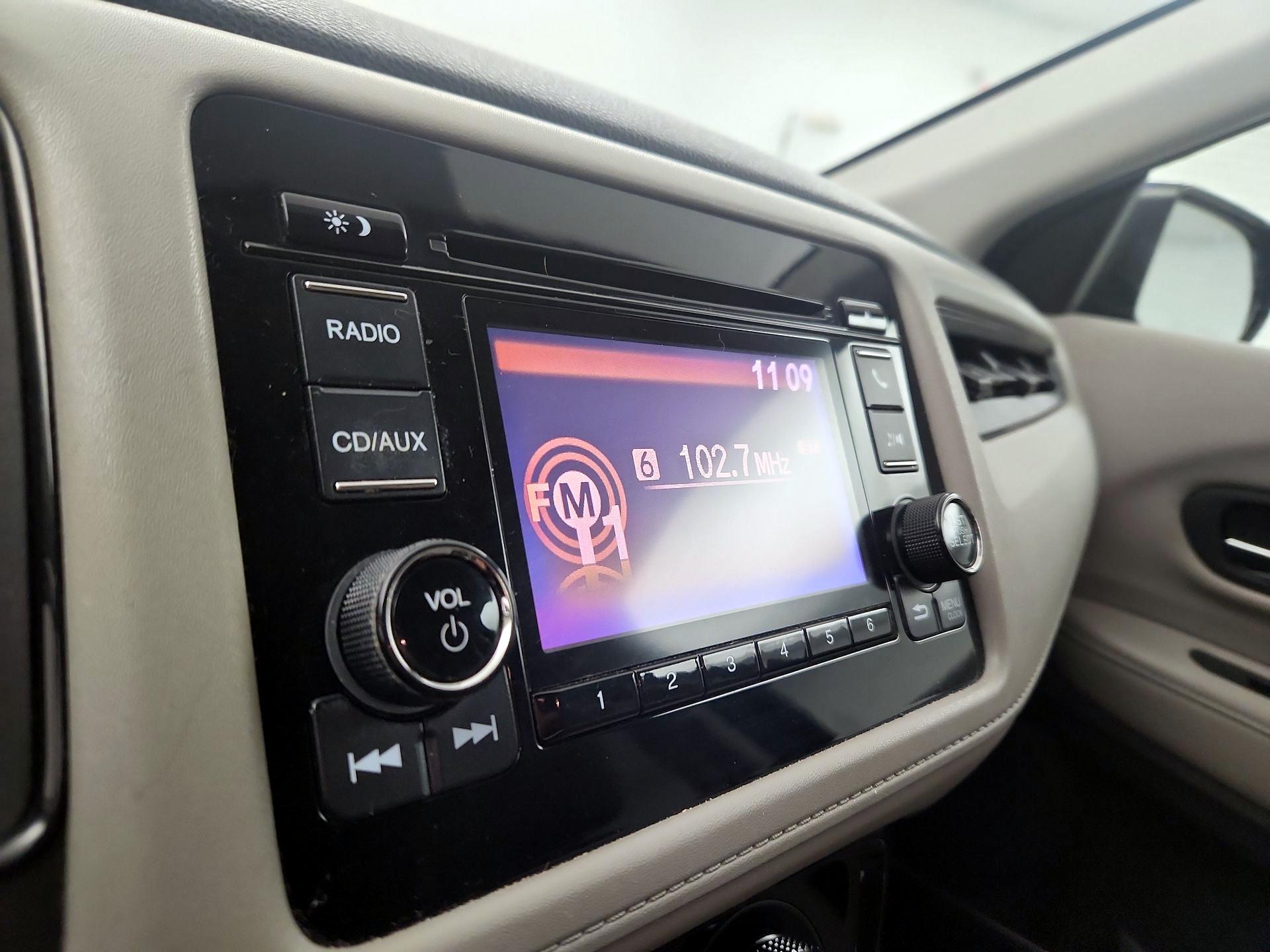 Thumbnail: 2016 Honda HR-V - 13