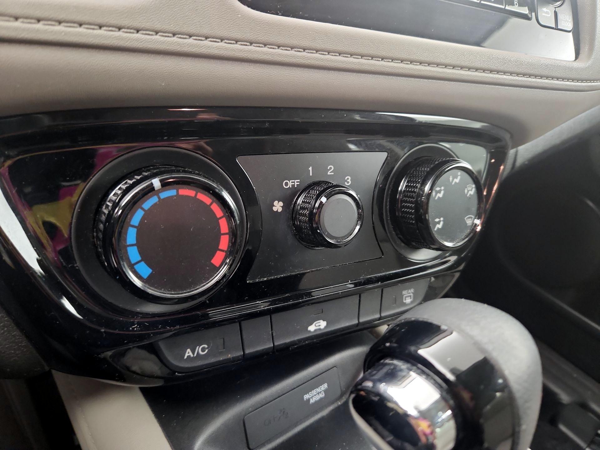 Thumbnail: 2016 Honda HR-V - 14