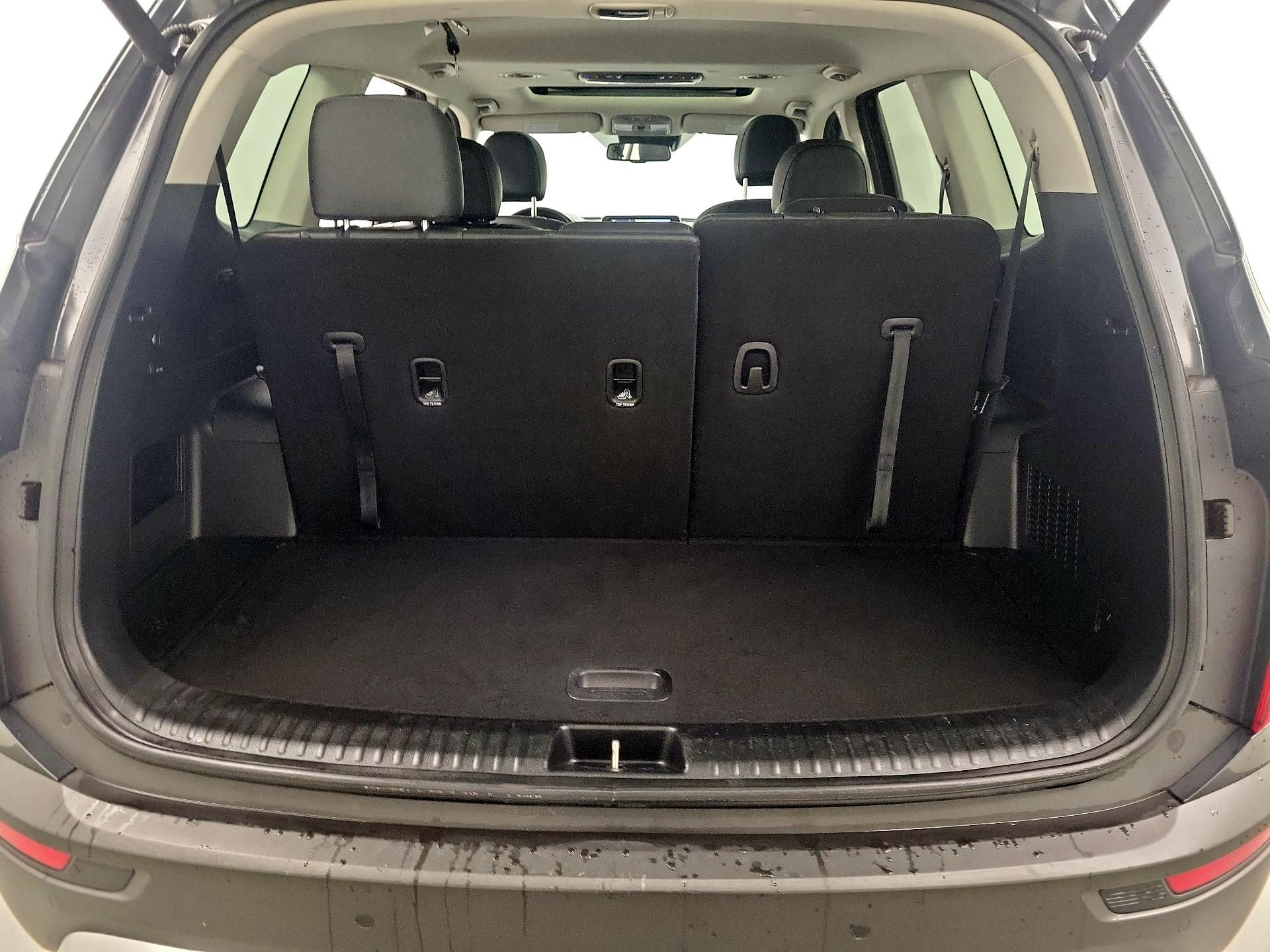 Thumbnail: 2020 Kia Telluride - 20