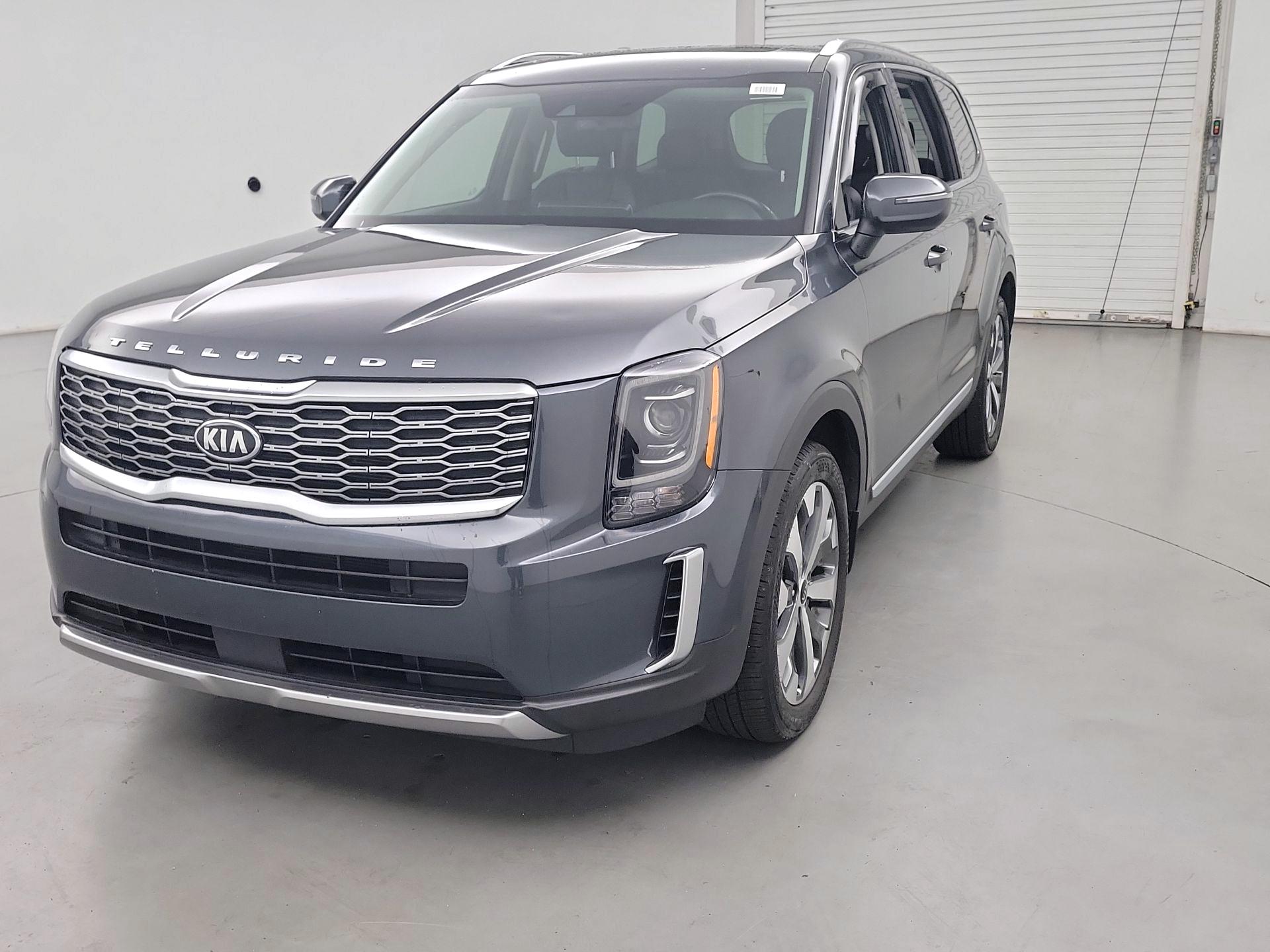 Thumbnail: 2020 Kia Telluride - 3