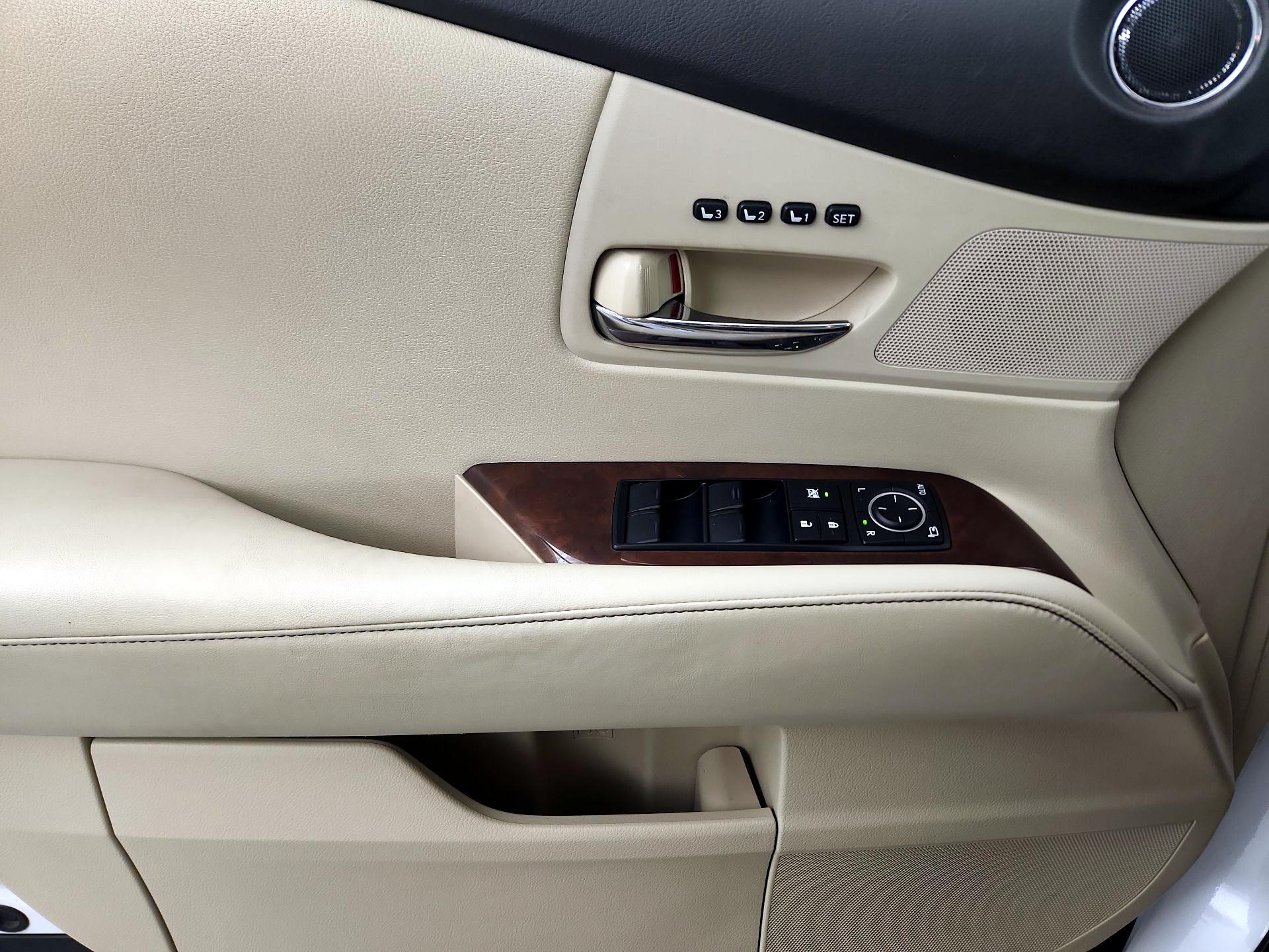 Thumbnail: 2015 Lexus RX - 10