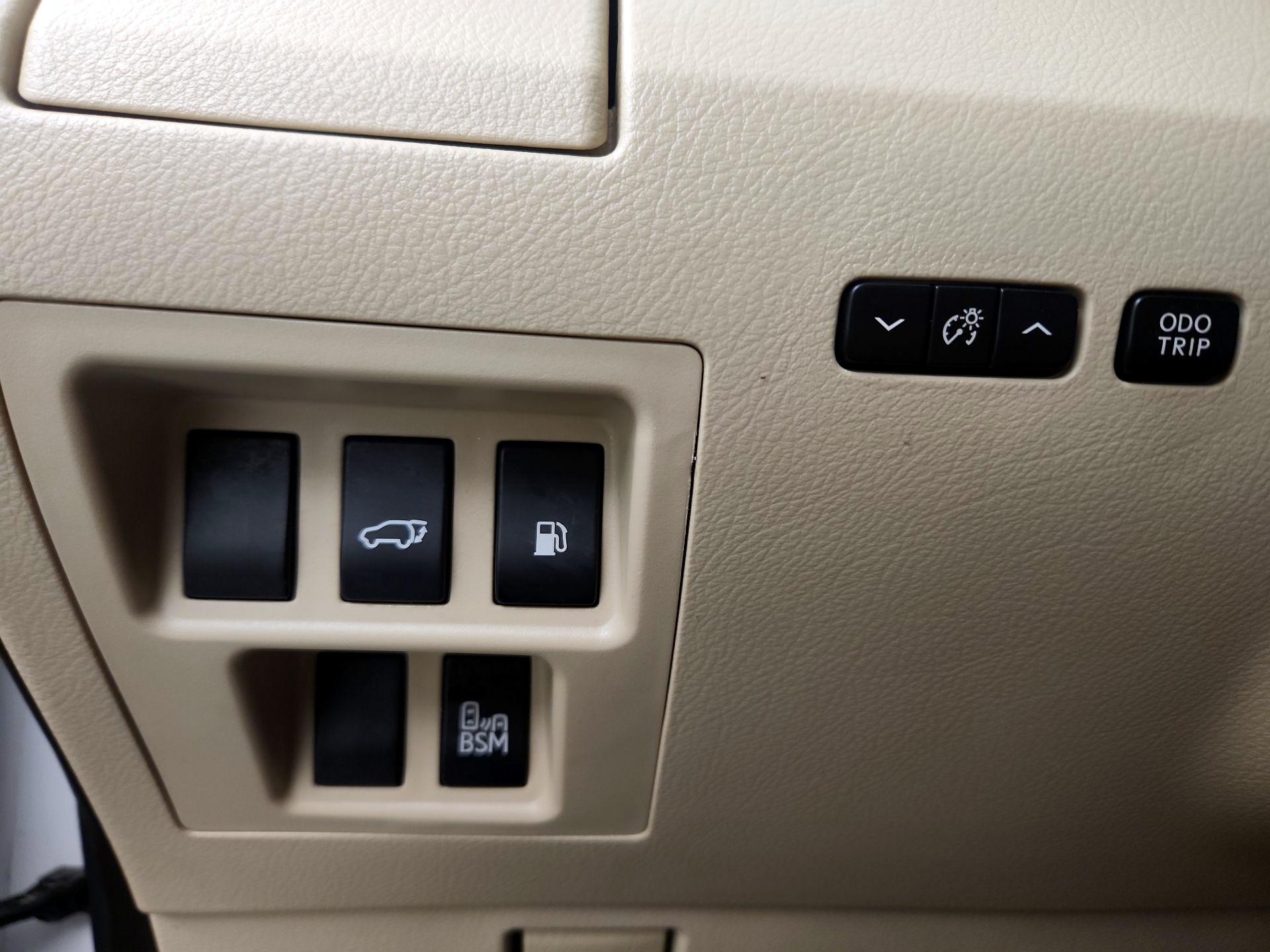 Thumbnail: 2015 Lexus RX - 11