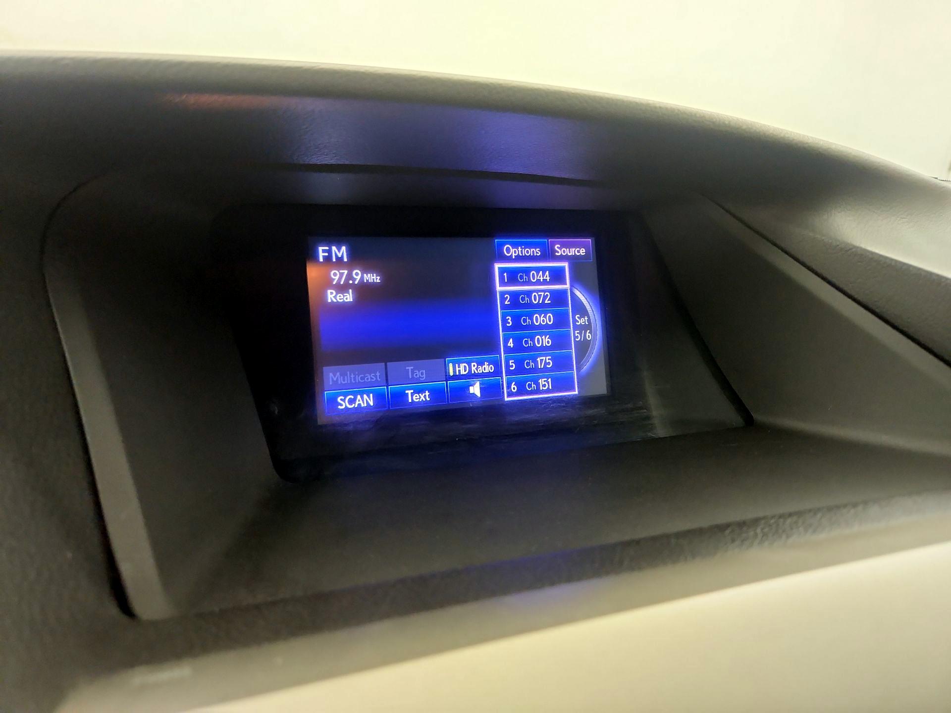 Thumbnail: 2015 Lexus RX - 13