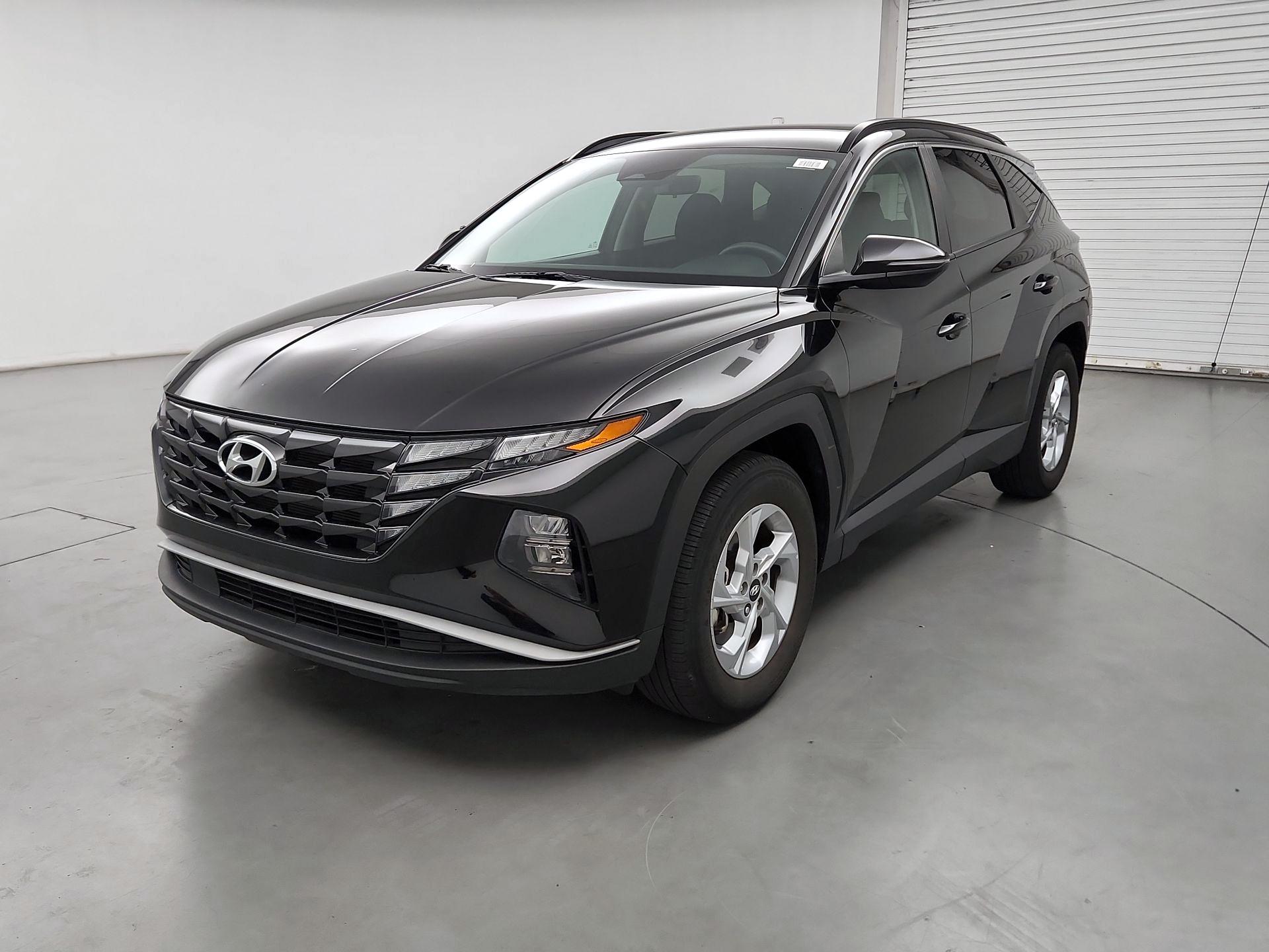 Thumbnail: 2023 Hyundai Tucson - 3