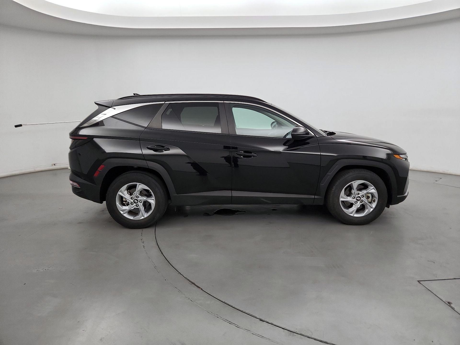 Thumbnail: 2023 Hyundai Tucson - 4