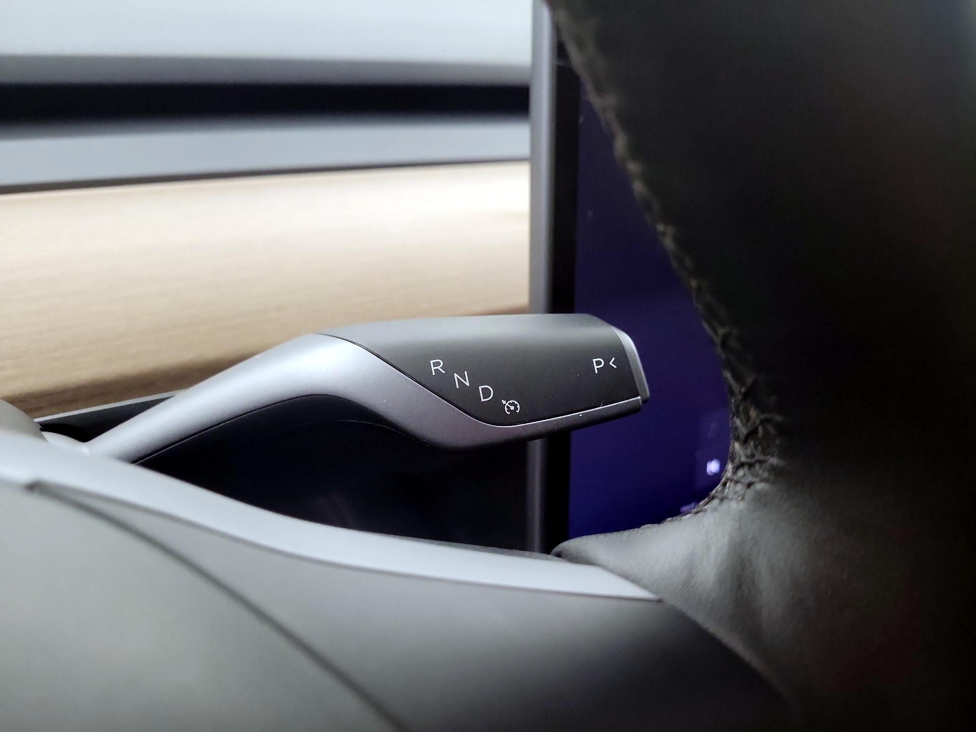 Thumbnail: 2022 Tesla Model 3 - 16