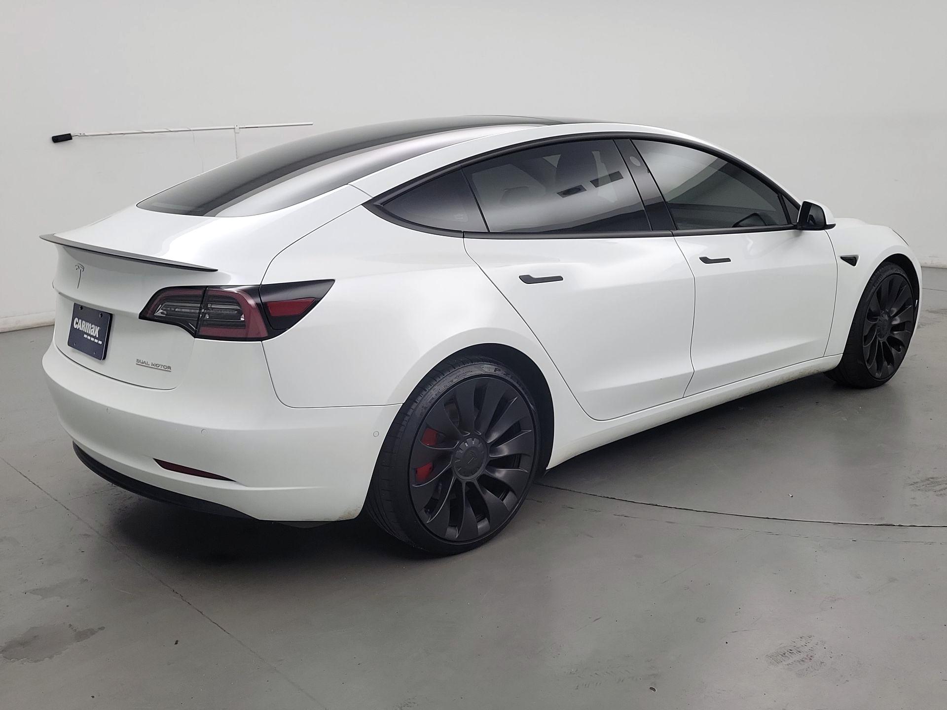 Thumbnail: 2022 Tesla Model 3 - 5