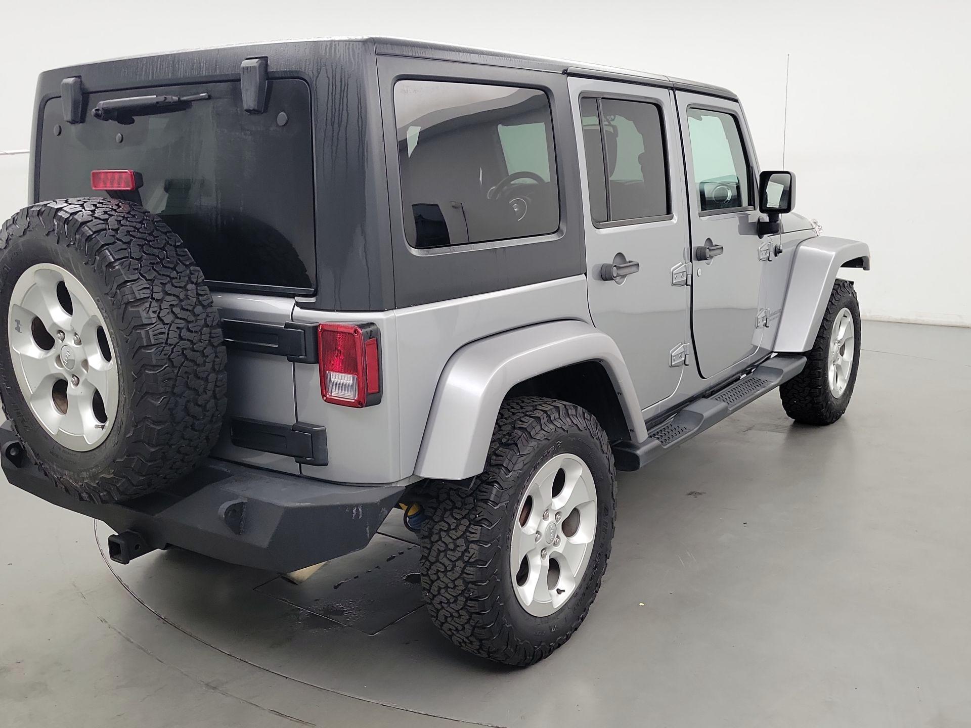 Thumbnail: 2015 Jeep Wrangler - 5