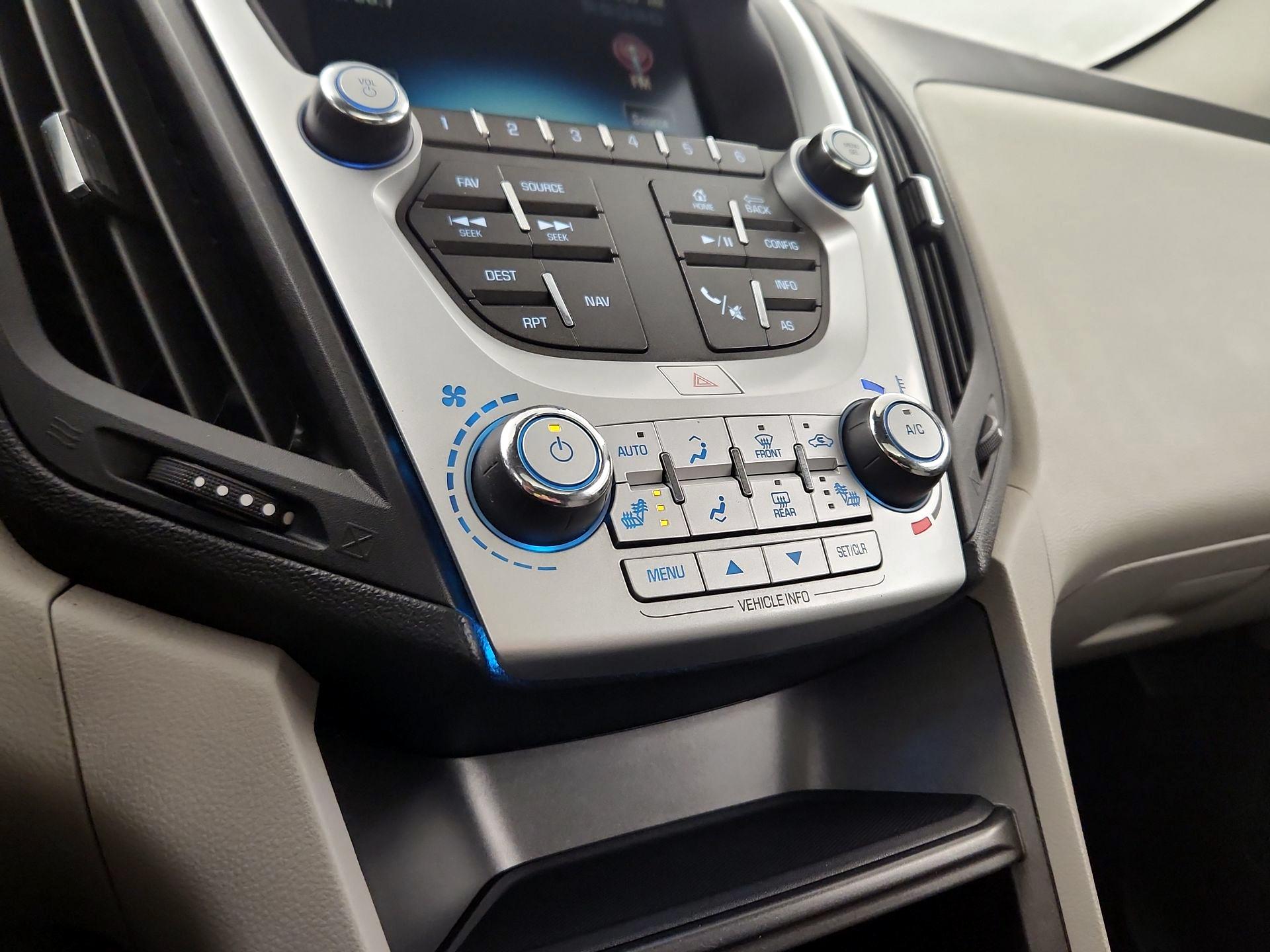 Thumbnail: 2017 Chevrolet Equinox - 13