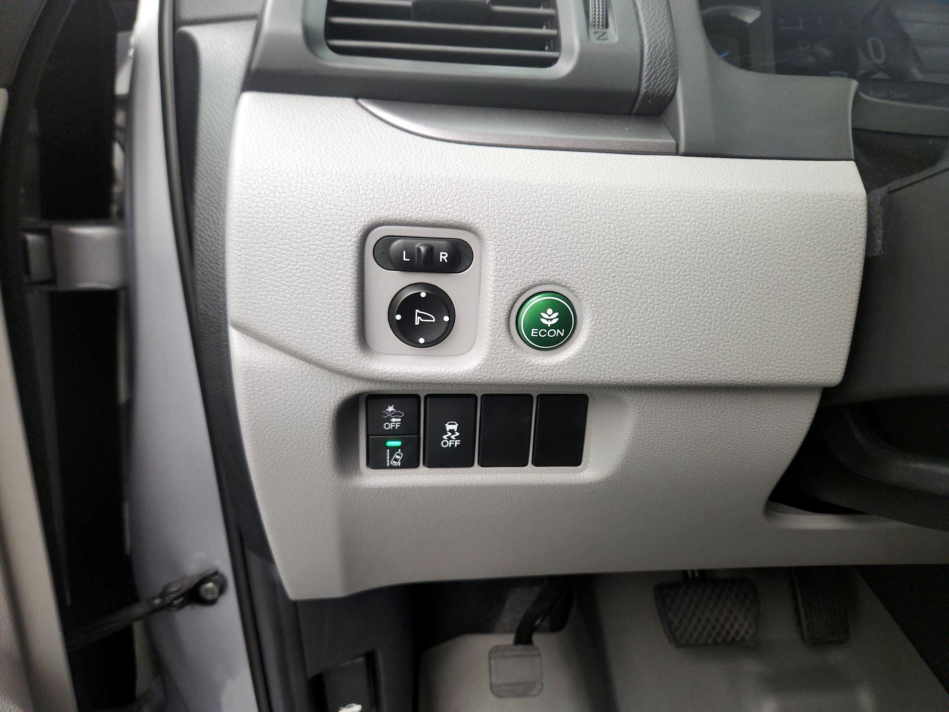 Thumbnail: 2019 Honda Pilot - 11