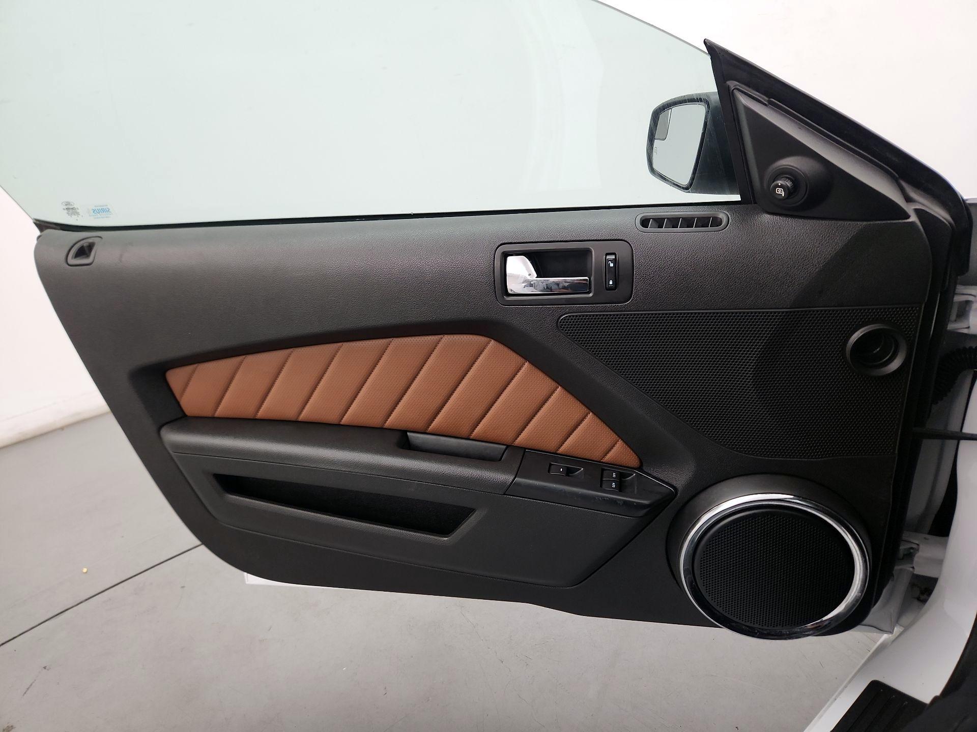 Thumbnail: 2014 Ford Mustang - 10