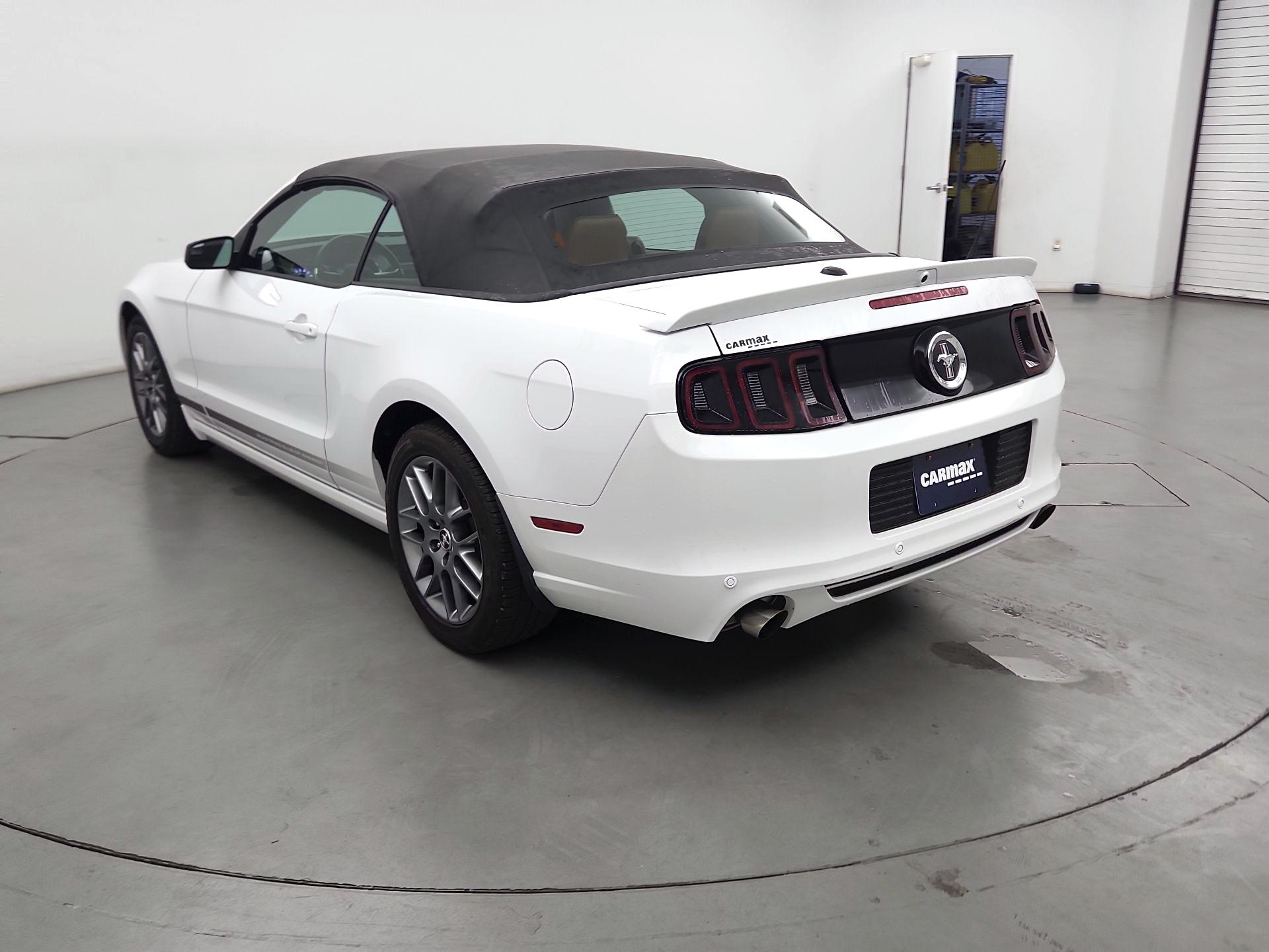 Thumbnail: 2014 Ford Mustang - 7