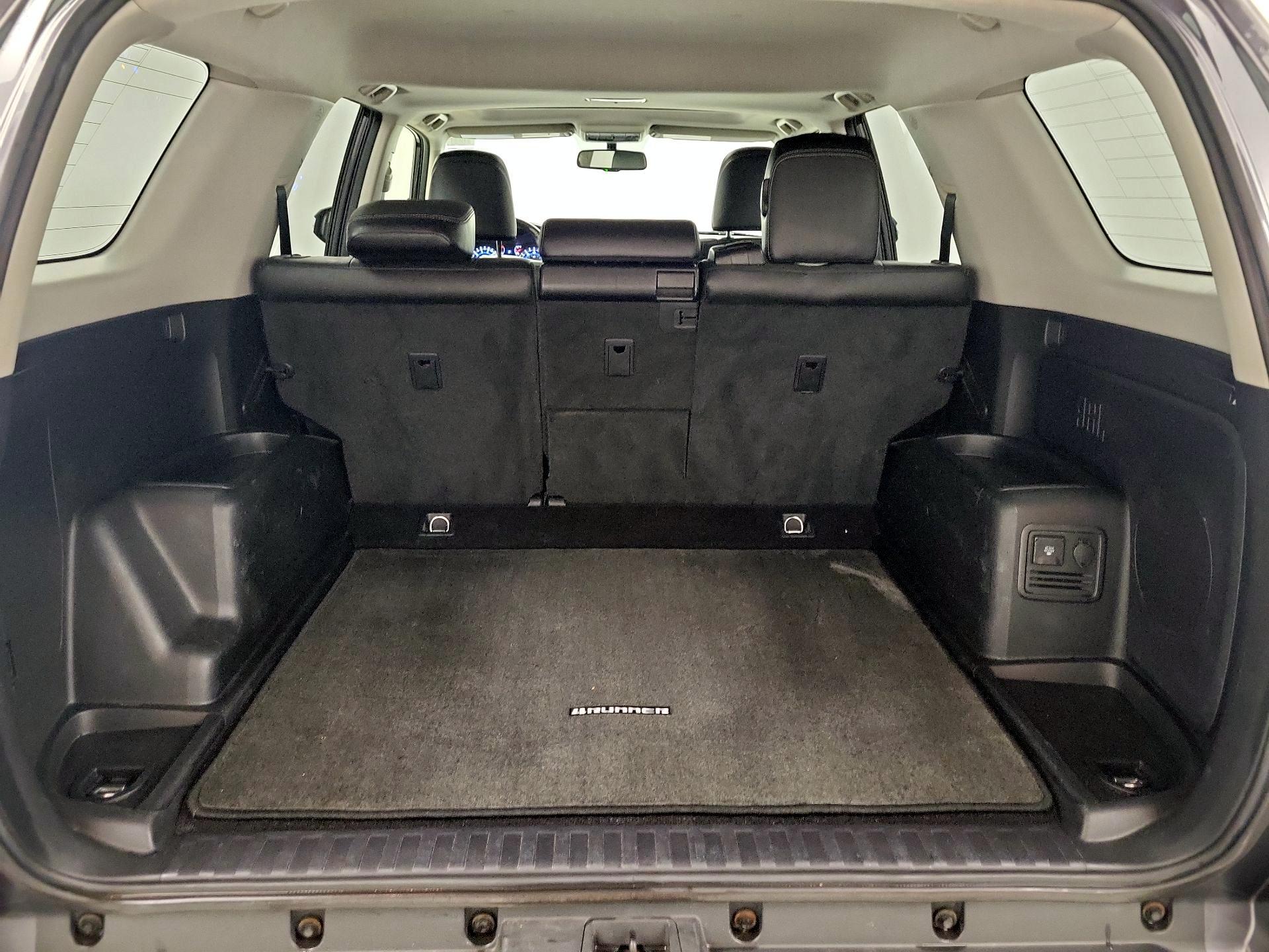 Thumbnail: 2016 Toyota 4Runner - 19