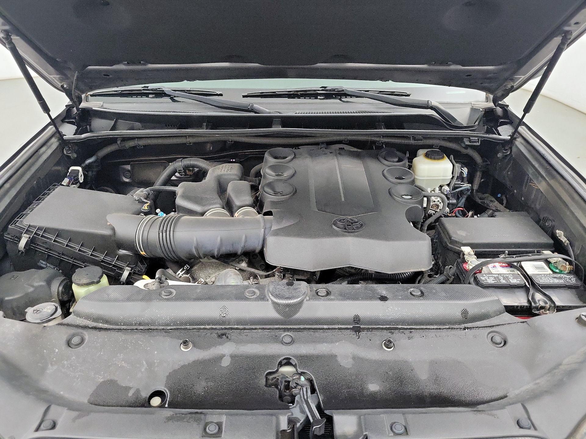 Thumbnail: 2016 Toyota 4Runner - 20