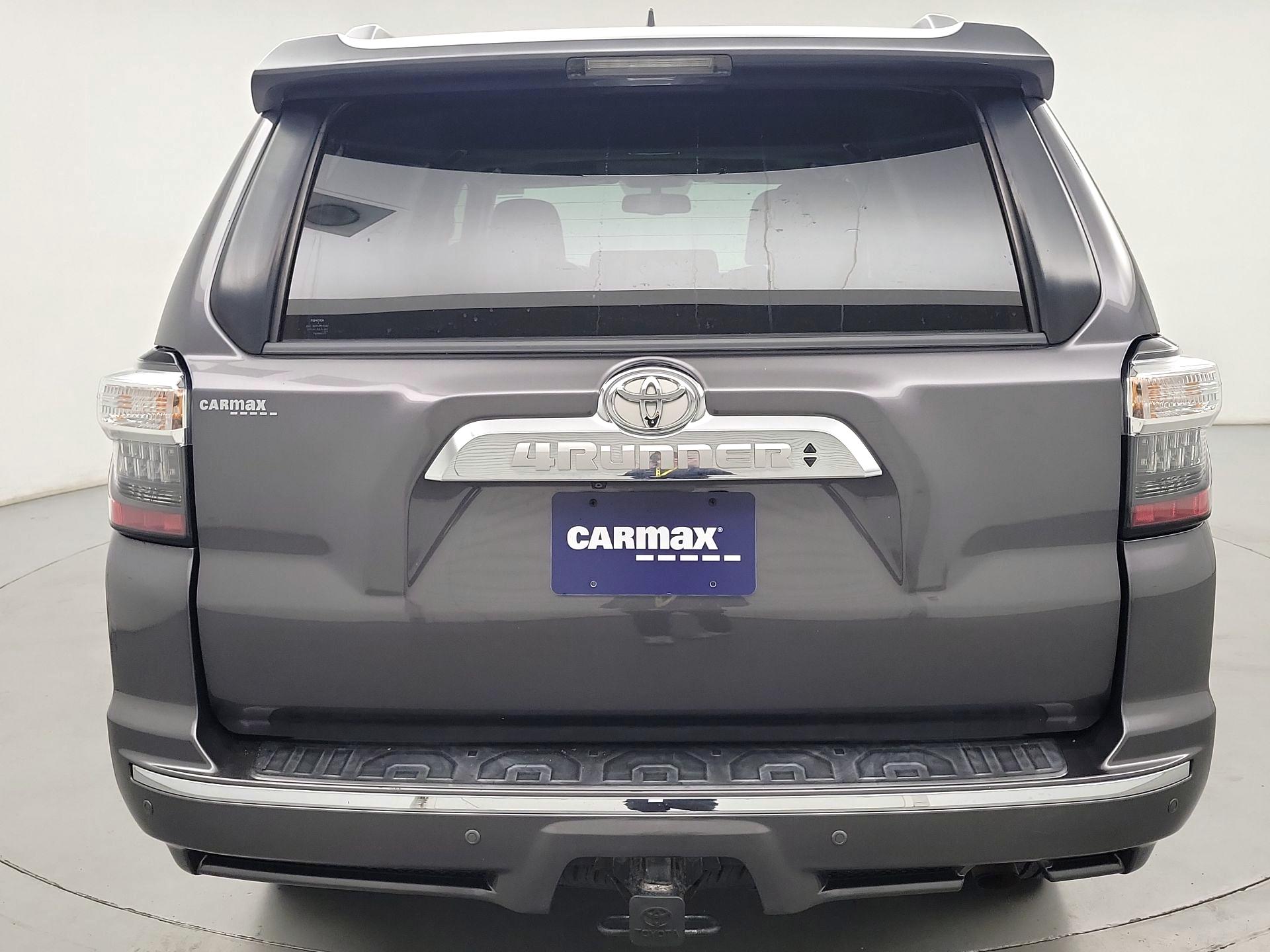 Thumbnail: 2016 Toyota 4Runner - 6