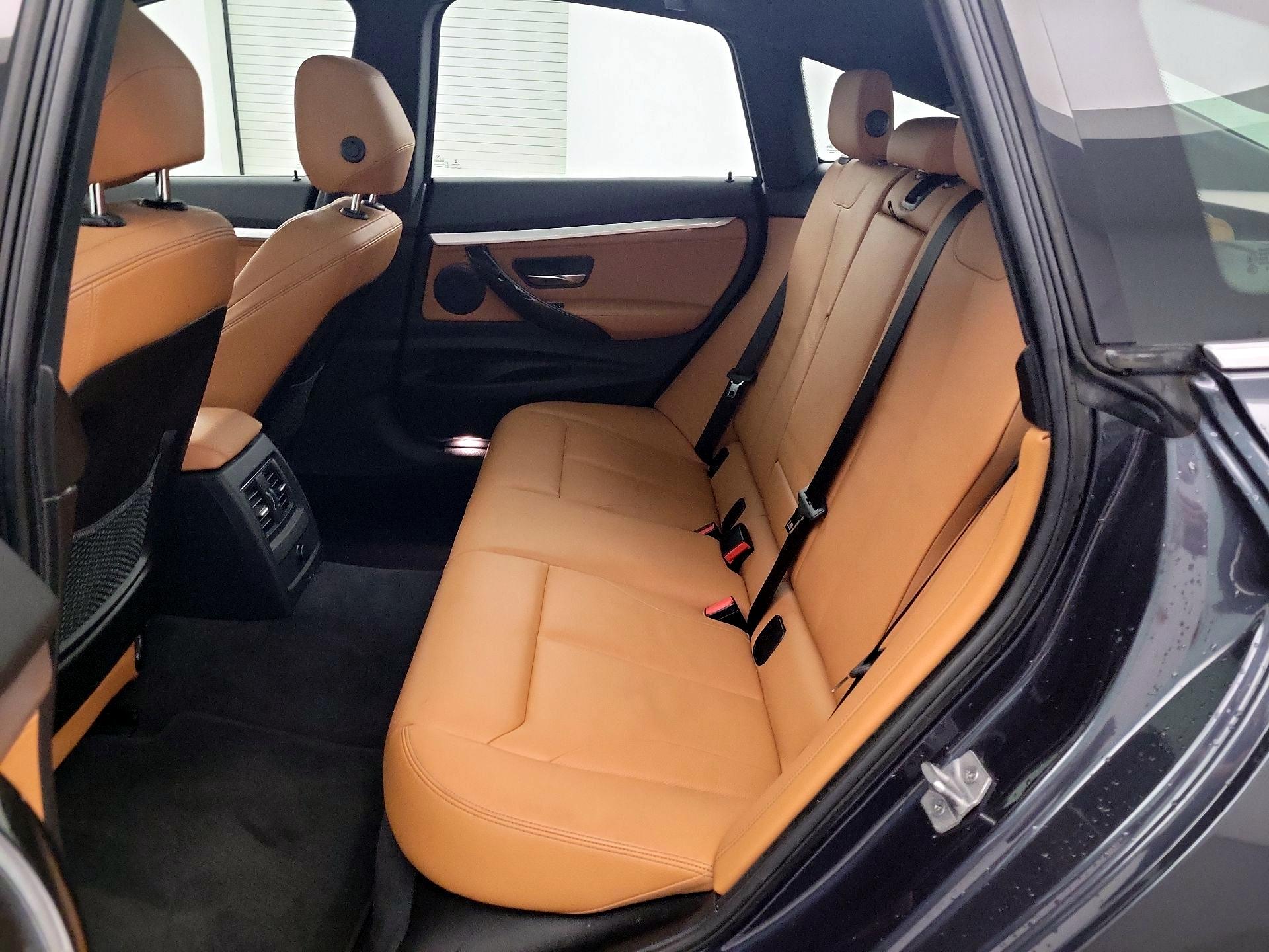 Thumbnail: 2018 BMW 3 Series - 19