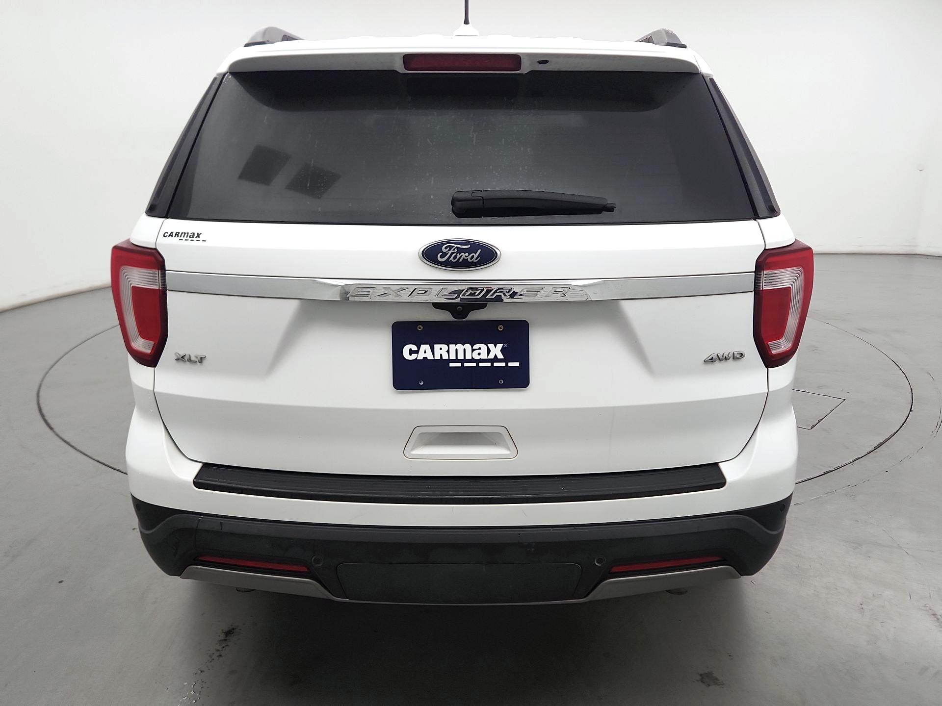 Thumbnail: 2019 Ford Explorer - 6