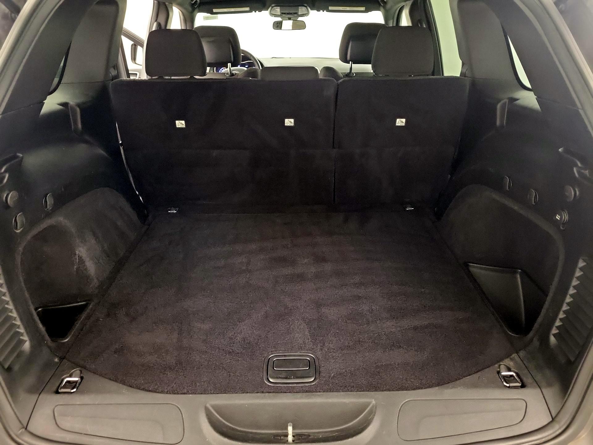 Thumbnail: 2018 Jeep Grand Cherokee - 18