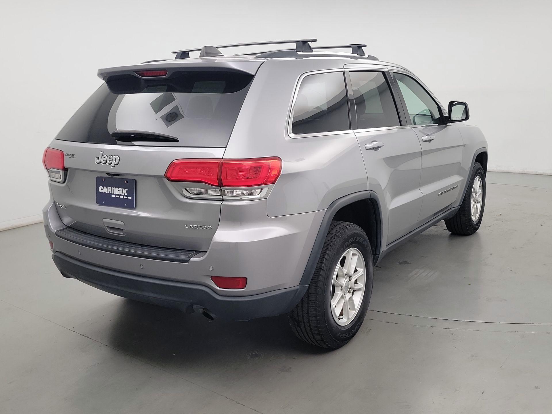 Thumbnail: 2018 Jeep Grand Cherokee - 5