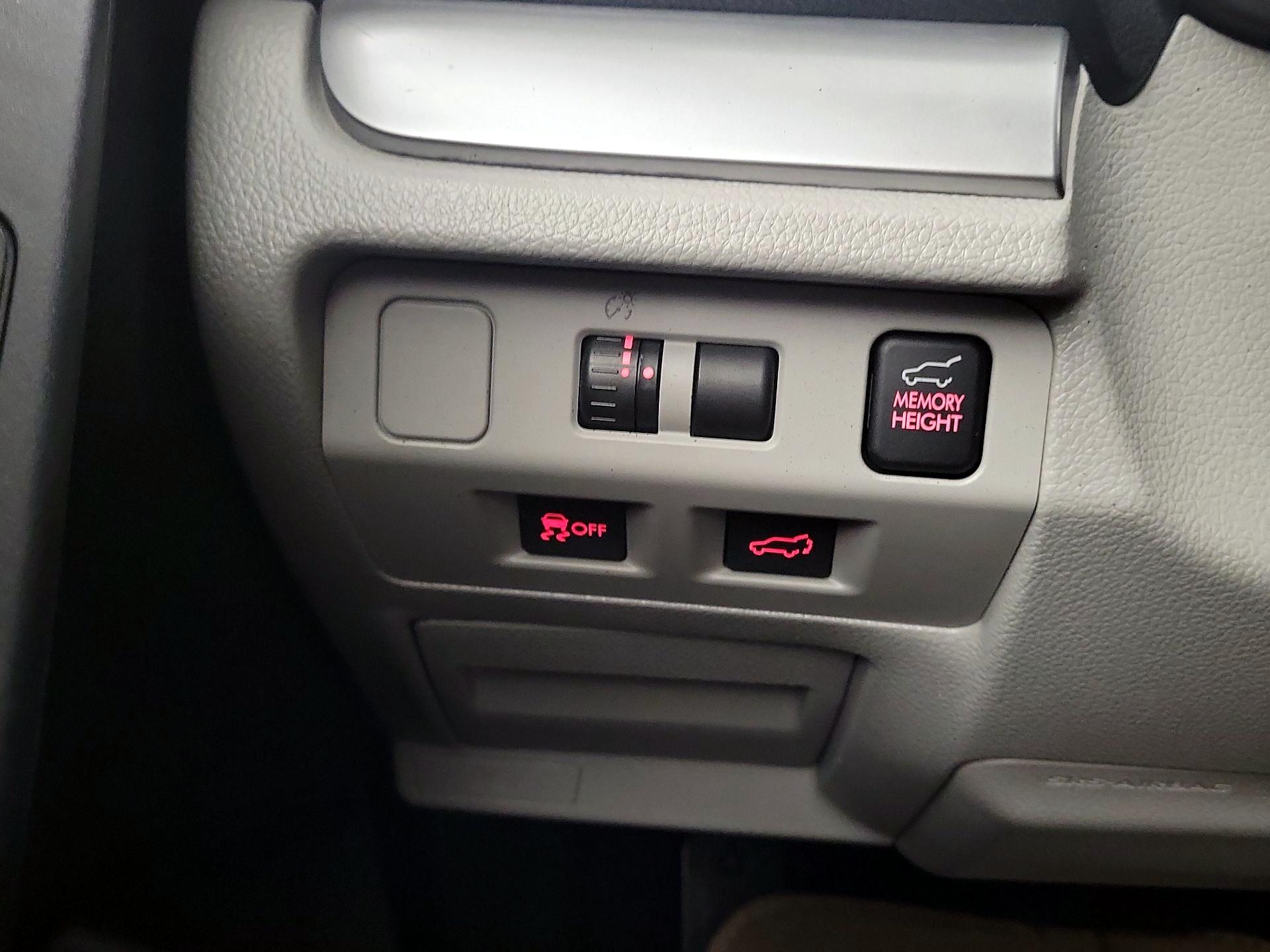 Thumbnail: 2015 Subaru Forester - 11