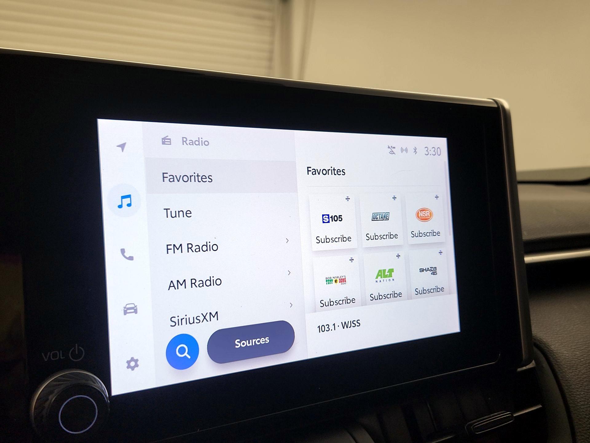 Thumbnail: 2023 Toyota RAV4 - 13