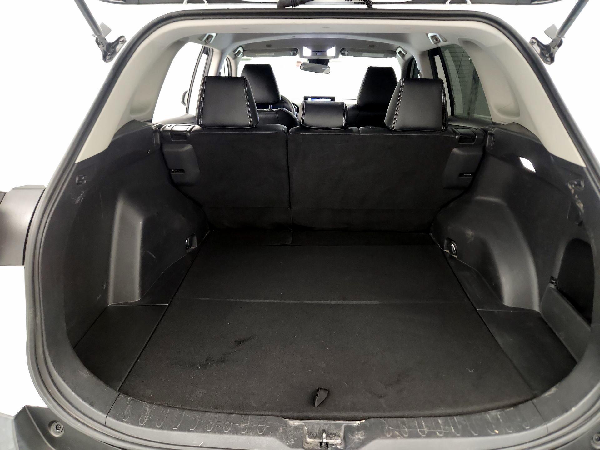 Thumbnail: 2023 Toyota RAV4 - 18