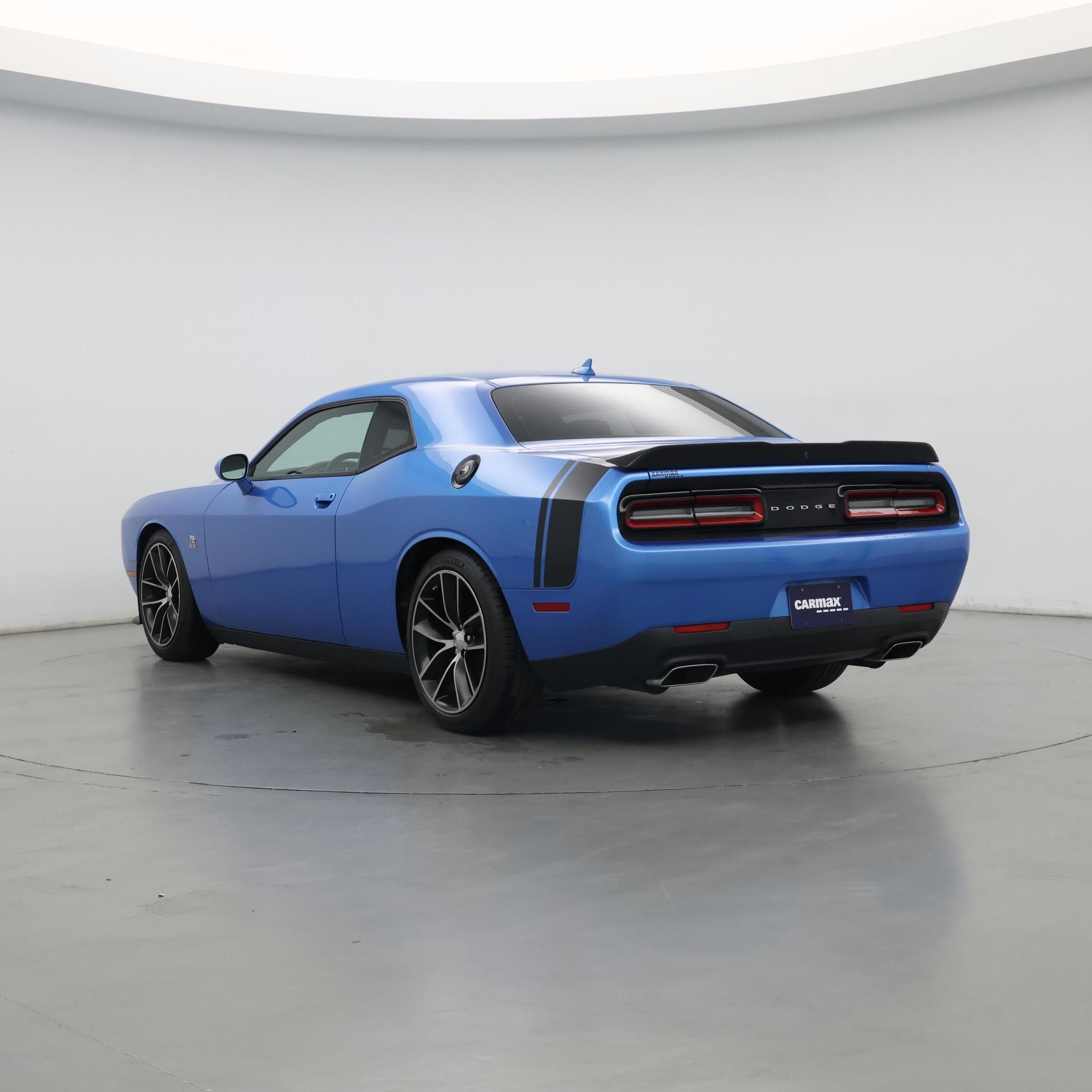 Thumbnail: 2015 Dodge Challenger - 2