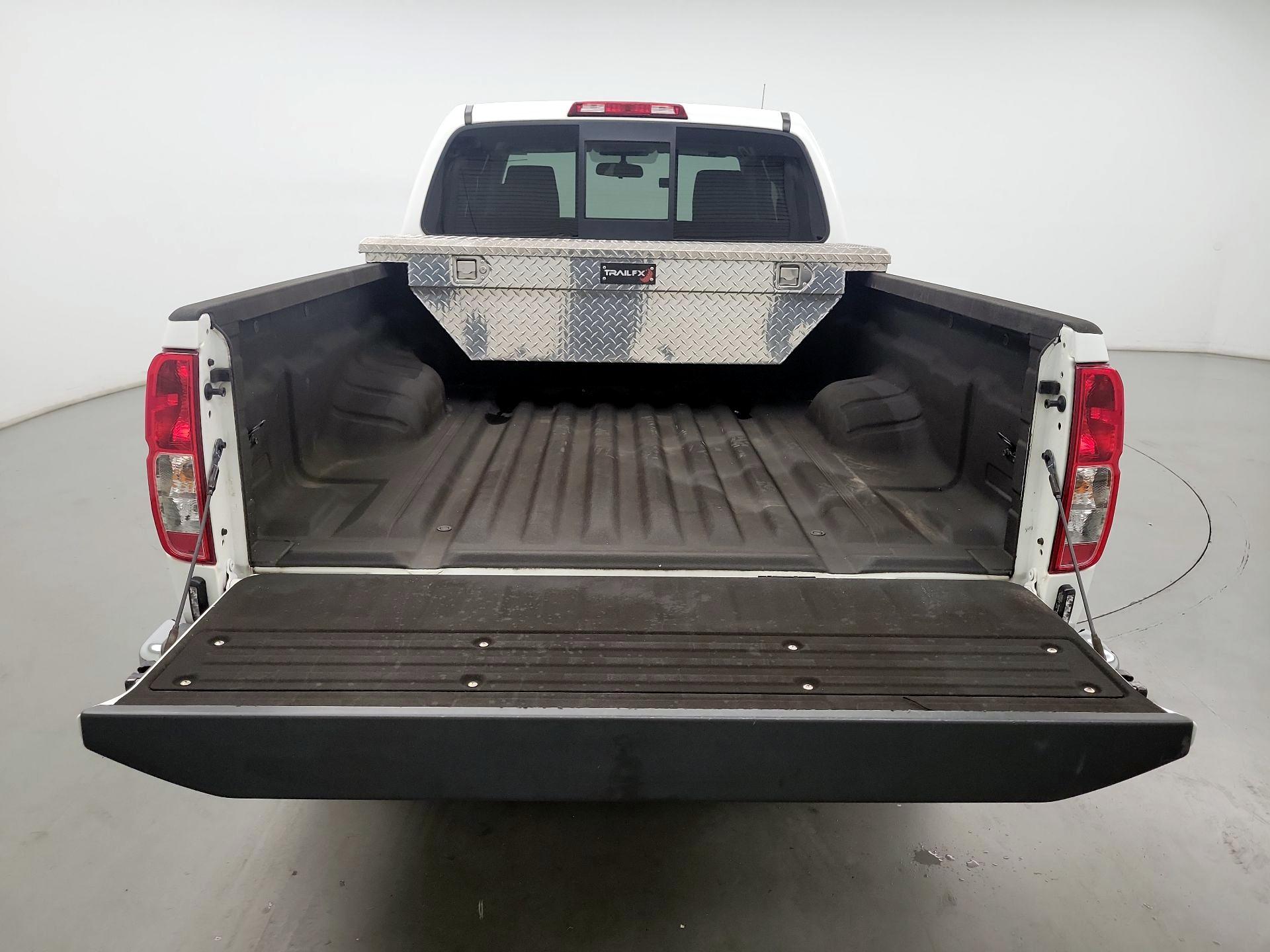 Thumbnail: 2019 Nissan Frontier - 18