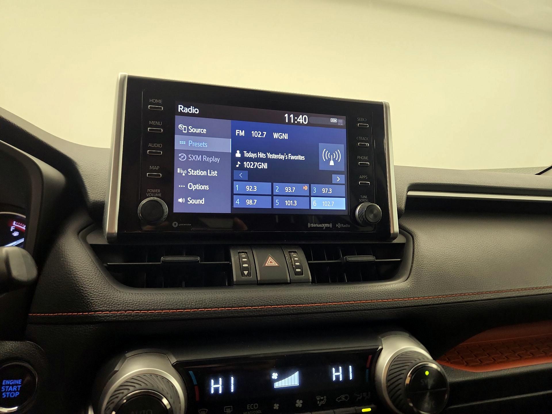 Thumbnail: 2019 Toyota RAV4 - 13