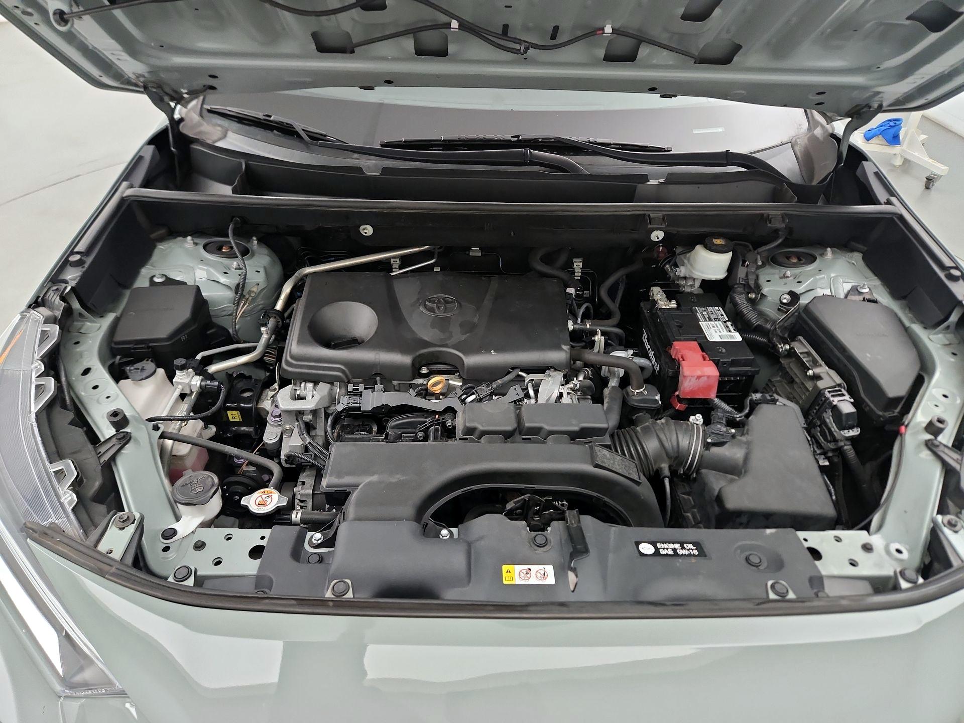 Thumbnail: 2019 Toyota RAV4 - 19