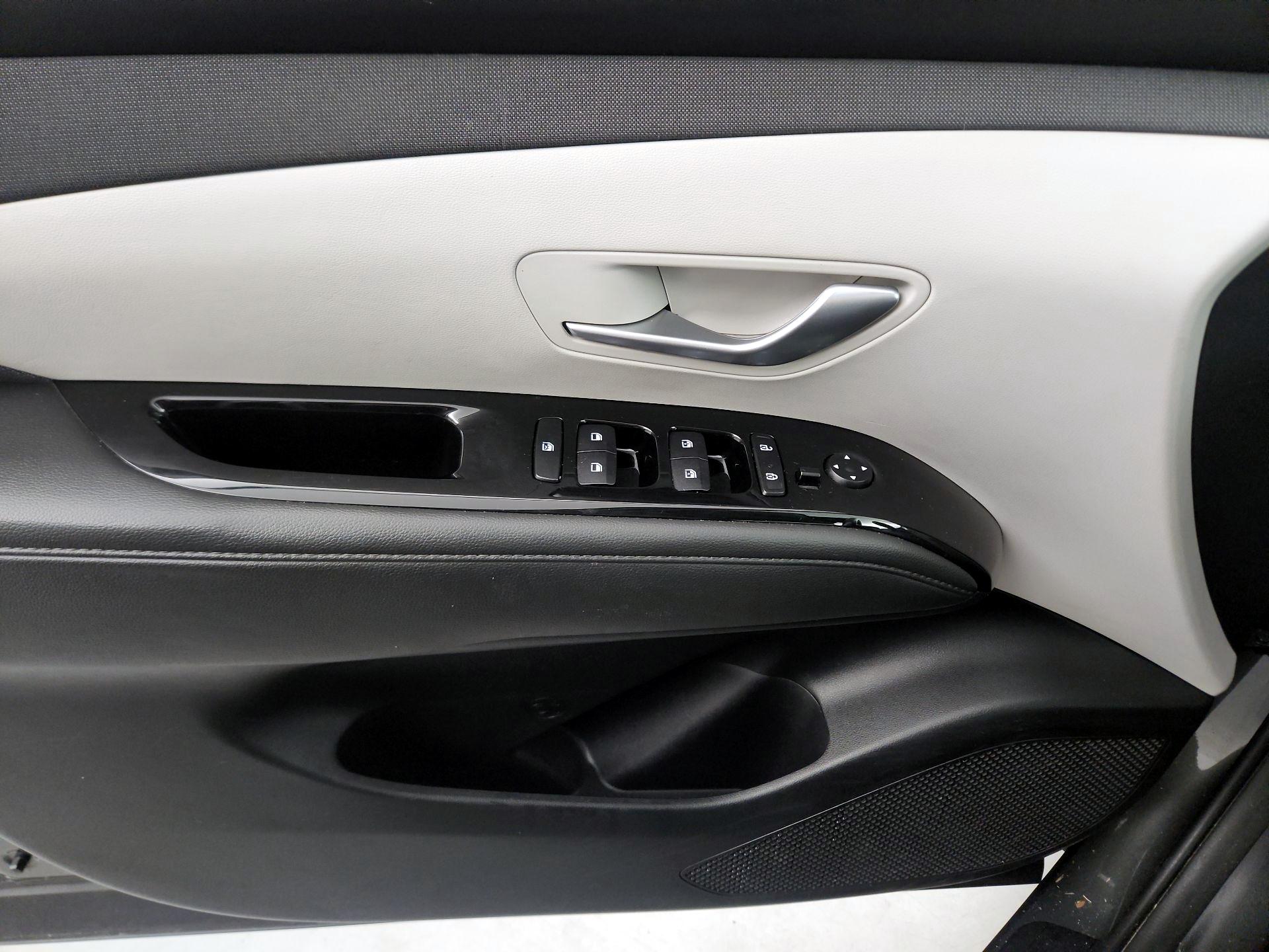 Thumbnail: 2022 Hyundai Tucson - 10