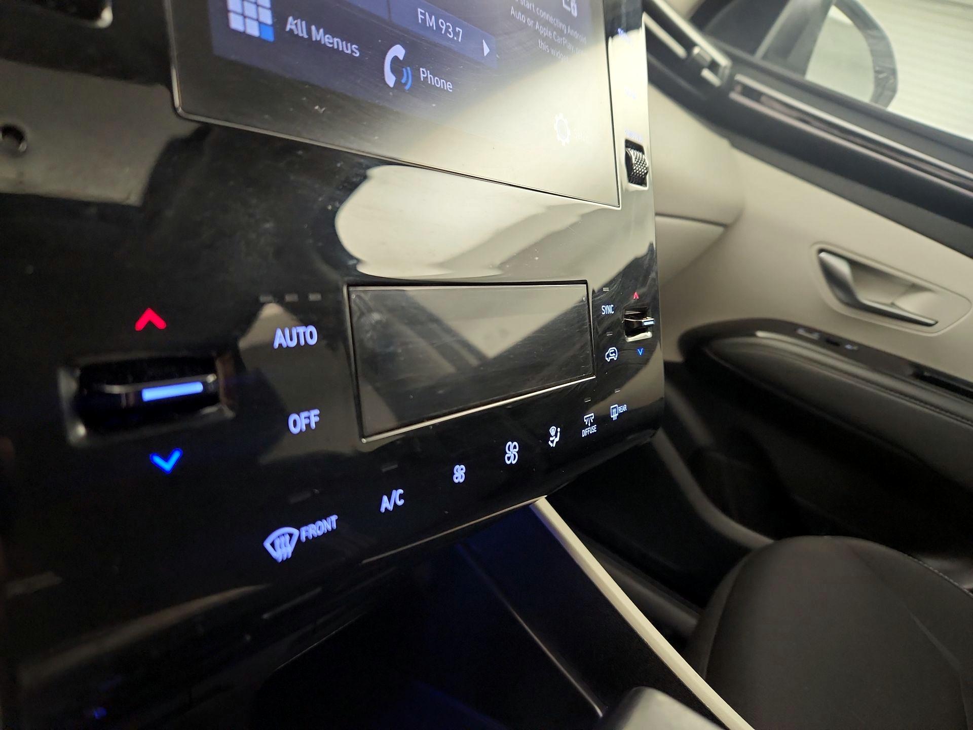 Thumbnail: 2022 Hyundai Tucson - 14