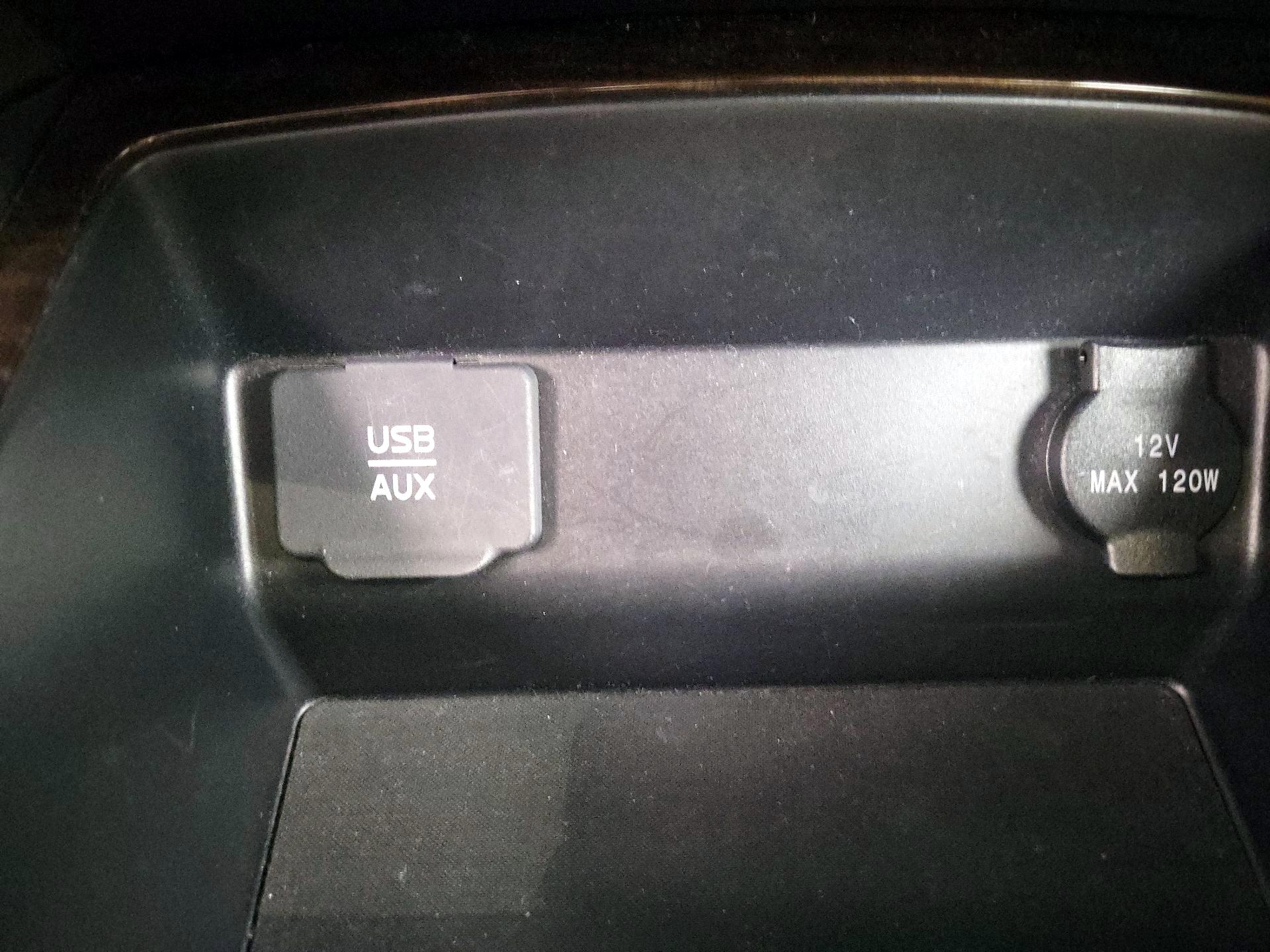 Thumbnail: 2015 Nissan Altima - 17