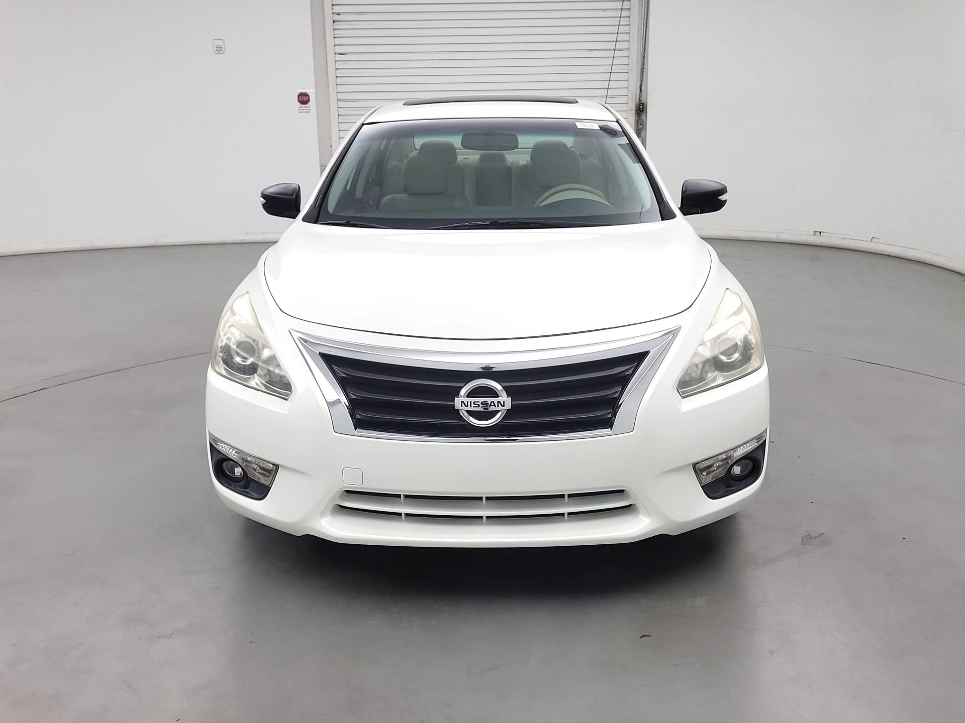 Thumbnail: 2015 Nissan Altima - 2