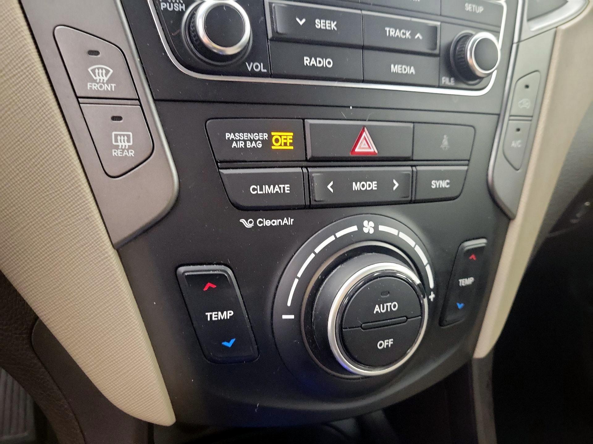 Thumbnail: 2018 Hyundai Santa Fe - 16