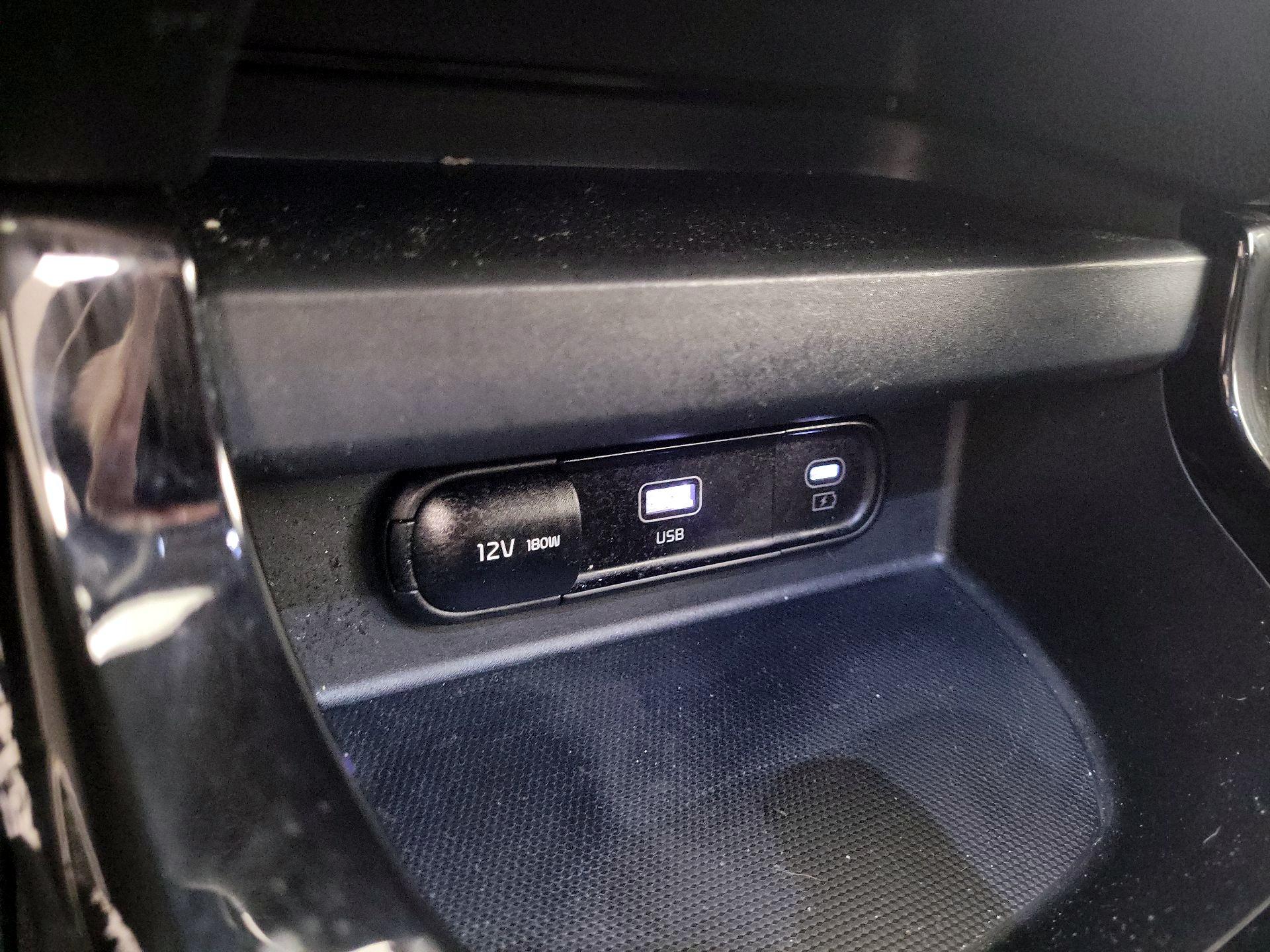 Thumbnail: 2024 Kia Seltos - 17