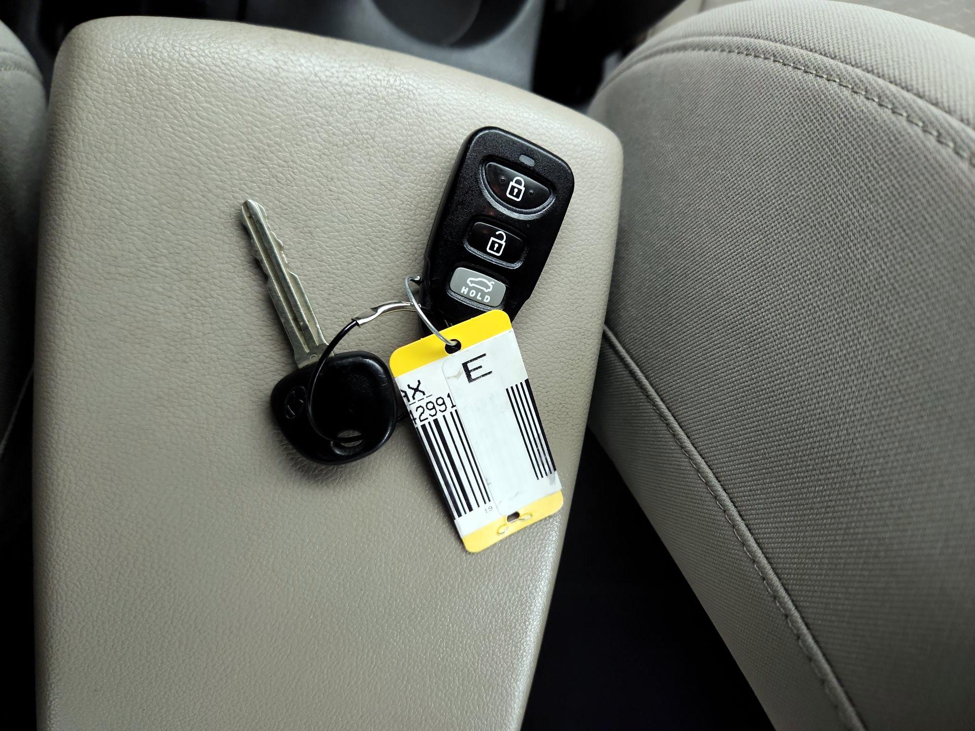 Thumbnail: 2019 Hyundai Elantra - 20