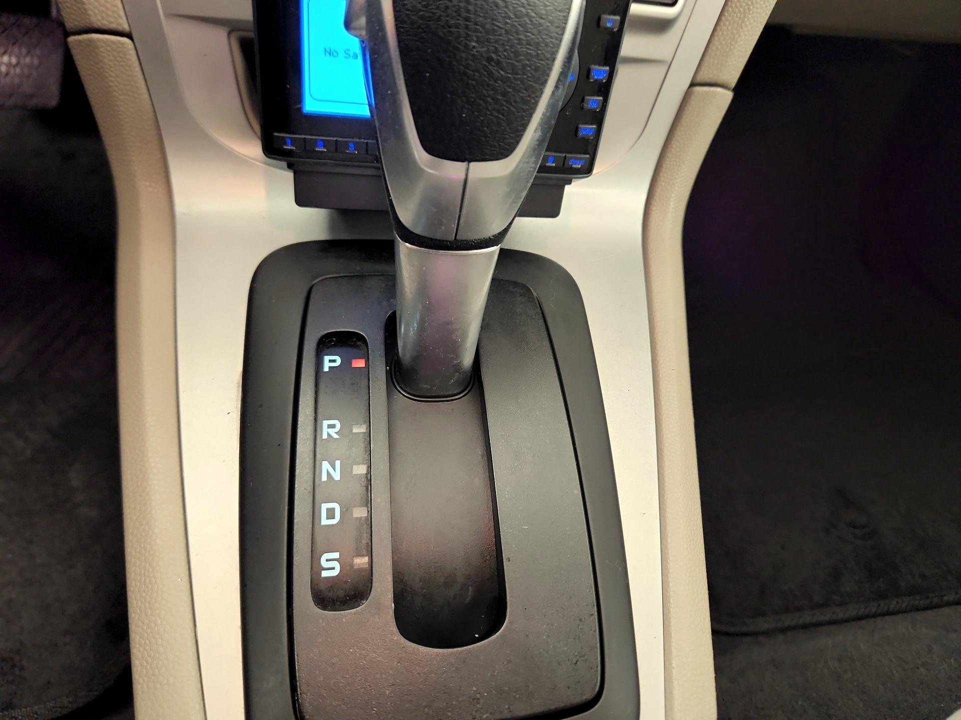 Thumbnail: 2016 Ford Fiesta - 14